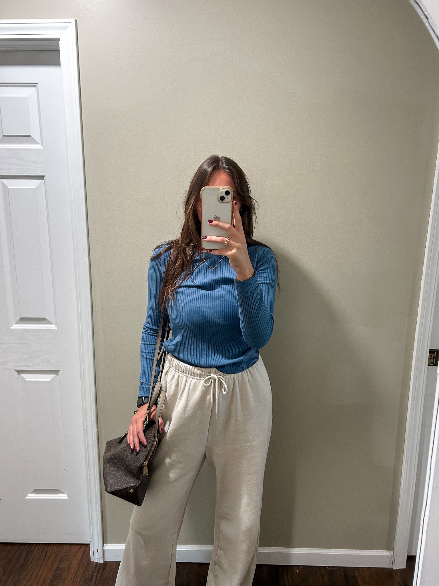 Comfy fall outfit! The perfect wide leg sweat pants for tall girls & my fav new long sleeve <3 

#LTKfindsunder100 #LTKstyletip #LTKSeasonal