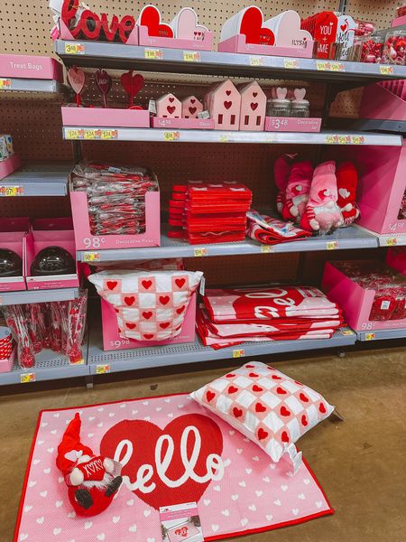 The cutest Walmart Valentines finds ❤️💕










Walmart, Walmart Finds, Valentine, Valentines Day

#LTKkids #LTKSeasonal #LTKfamily