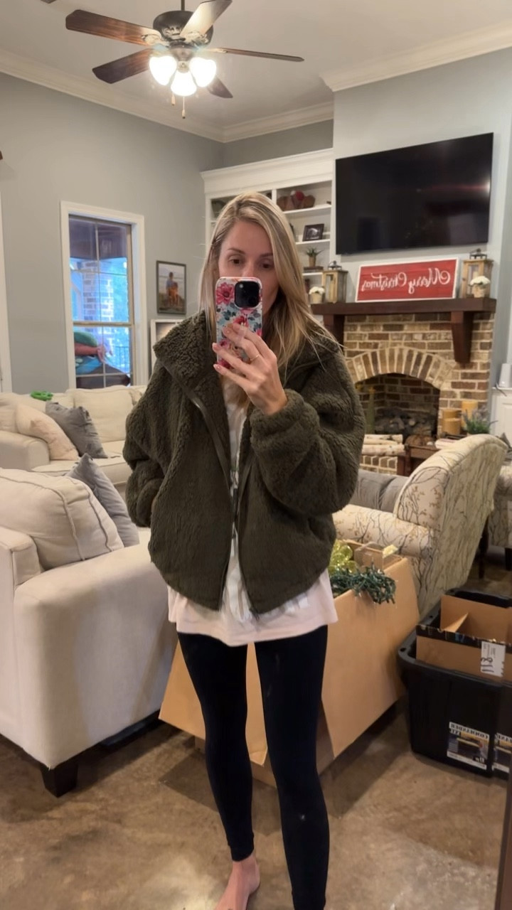 This super soft, warm jacket is on major sale!! Only $12.74!

#LTKSeasonal #LTKCyberWeek #LTKsalealert