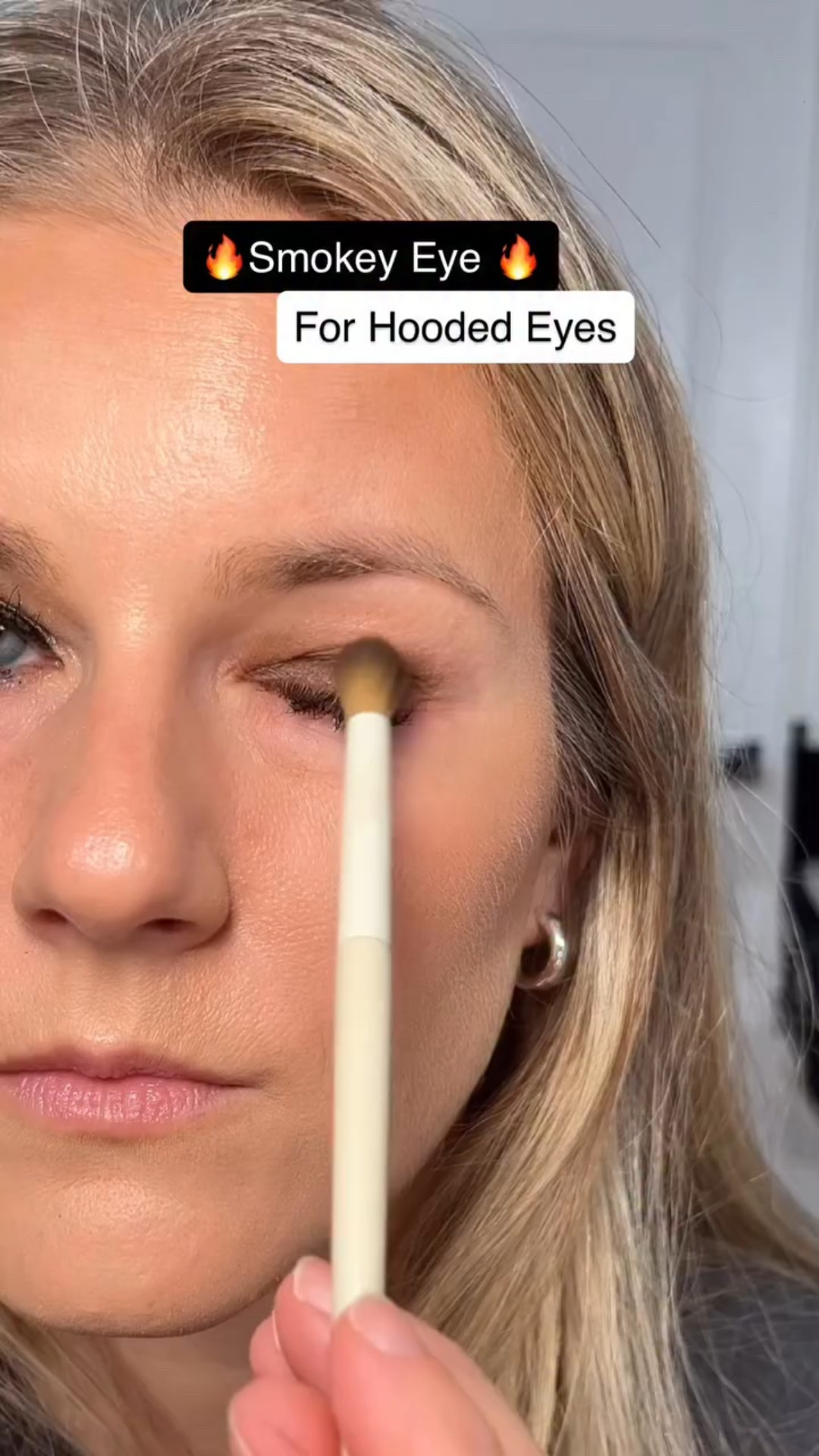 SMOKEY EyE for Hooded Eyes! Save and Share with your hooded eye besties! Comment “Shop” for links to the products 🛍️
Used @hungvanngo eyeshadow palette @hungvanngobeauty in shade new neutral 
@kosas liner and gloss 

#hoodedeyesmakeup#makeupforhoodedeyes#eyeshadowforhoodedeyes#eyeshadowhack#eyeshadowhacks#makeuphacks#makeuptips#beautyhacks#beautytips#makeuptipsandtricks#howto#makeupforbeginners