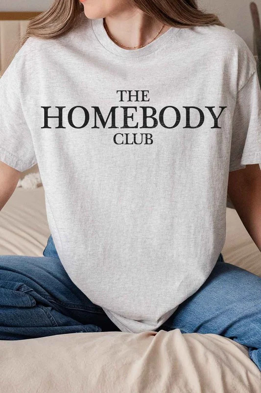 THE HOMEBODY CLUB GRAPHIC TEE | Casual Chic Boutique