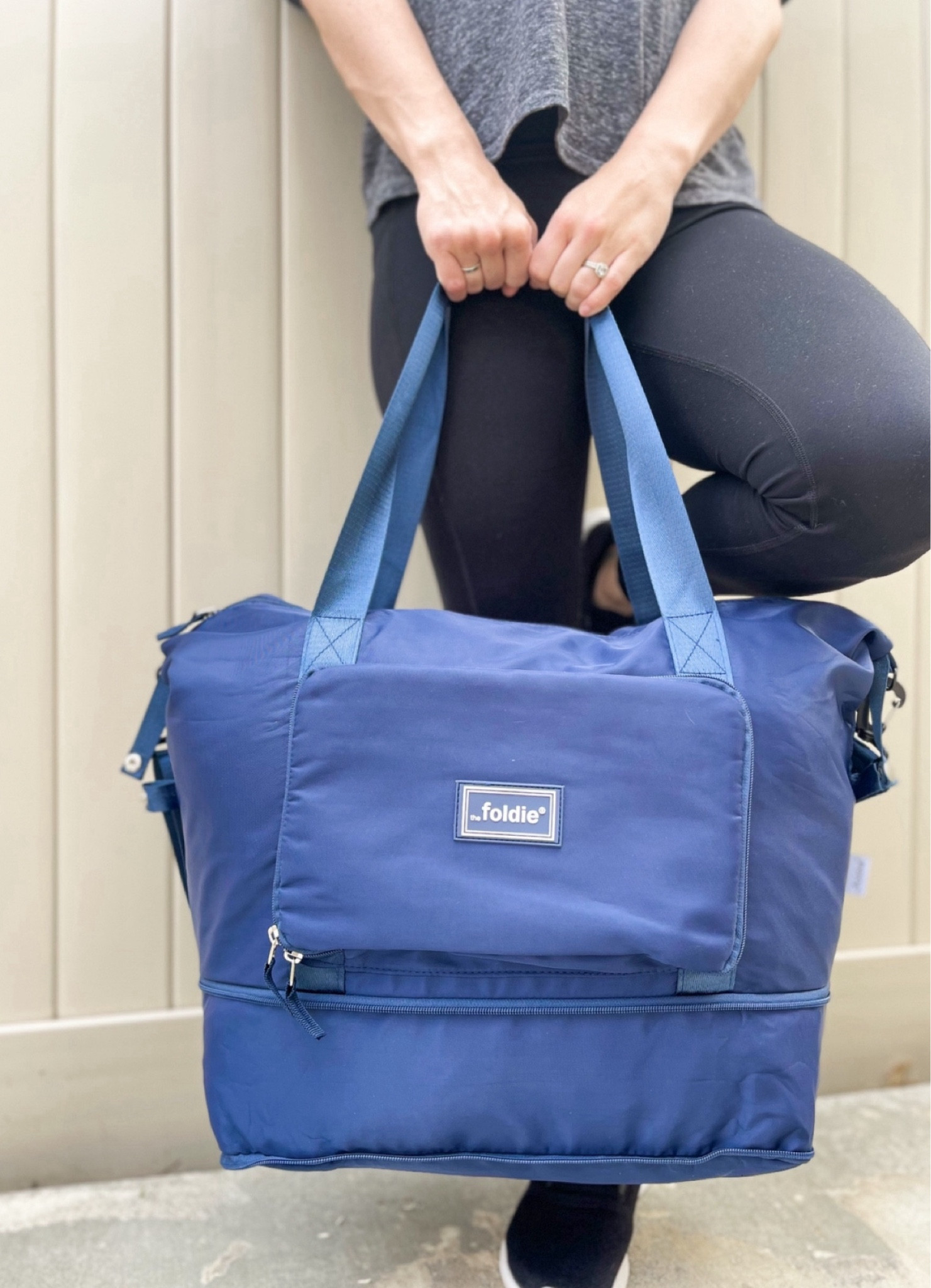 Favorite expandable travel bag!

travel / travel bag / luggage / tote bag / the foldie / beach bag / travel favorites



#LTKfindsunder50 #LTKtravel #LTKitbag