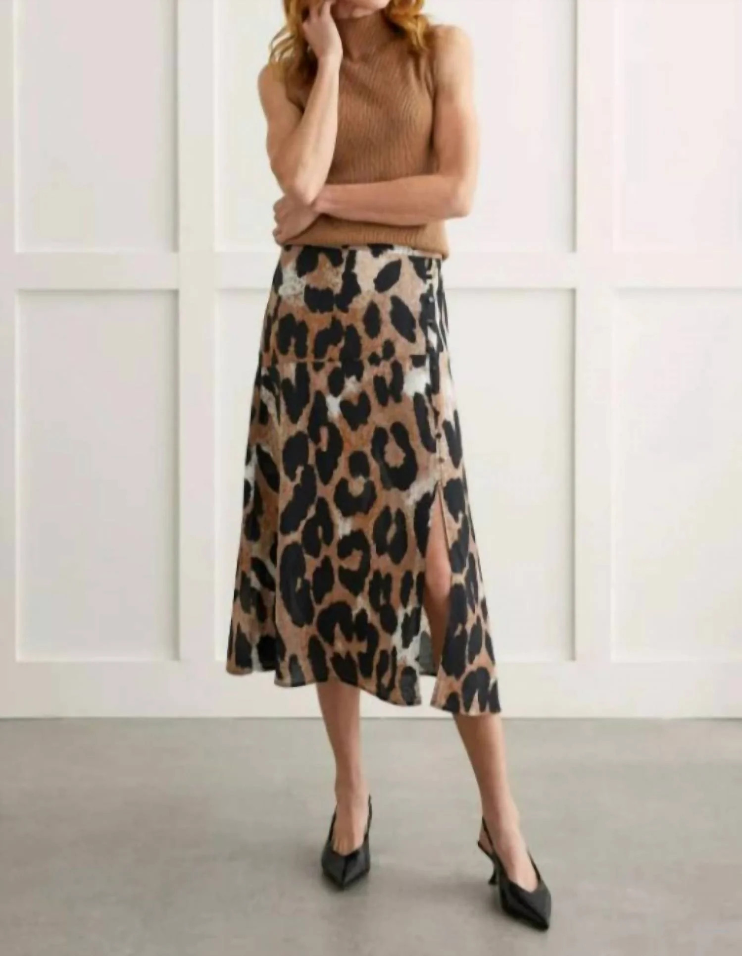 Pull-On Leopard Print Skirt With Buttons In Cinnamon | Shop Simon