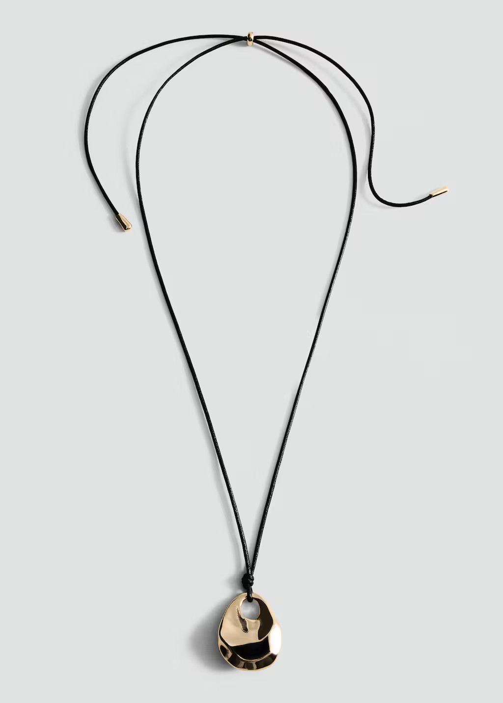 Metal pendant necklace | Mango (US/MX/AU)