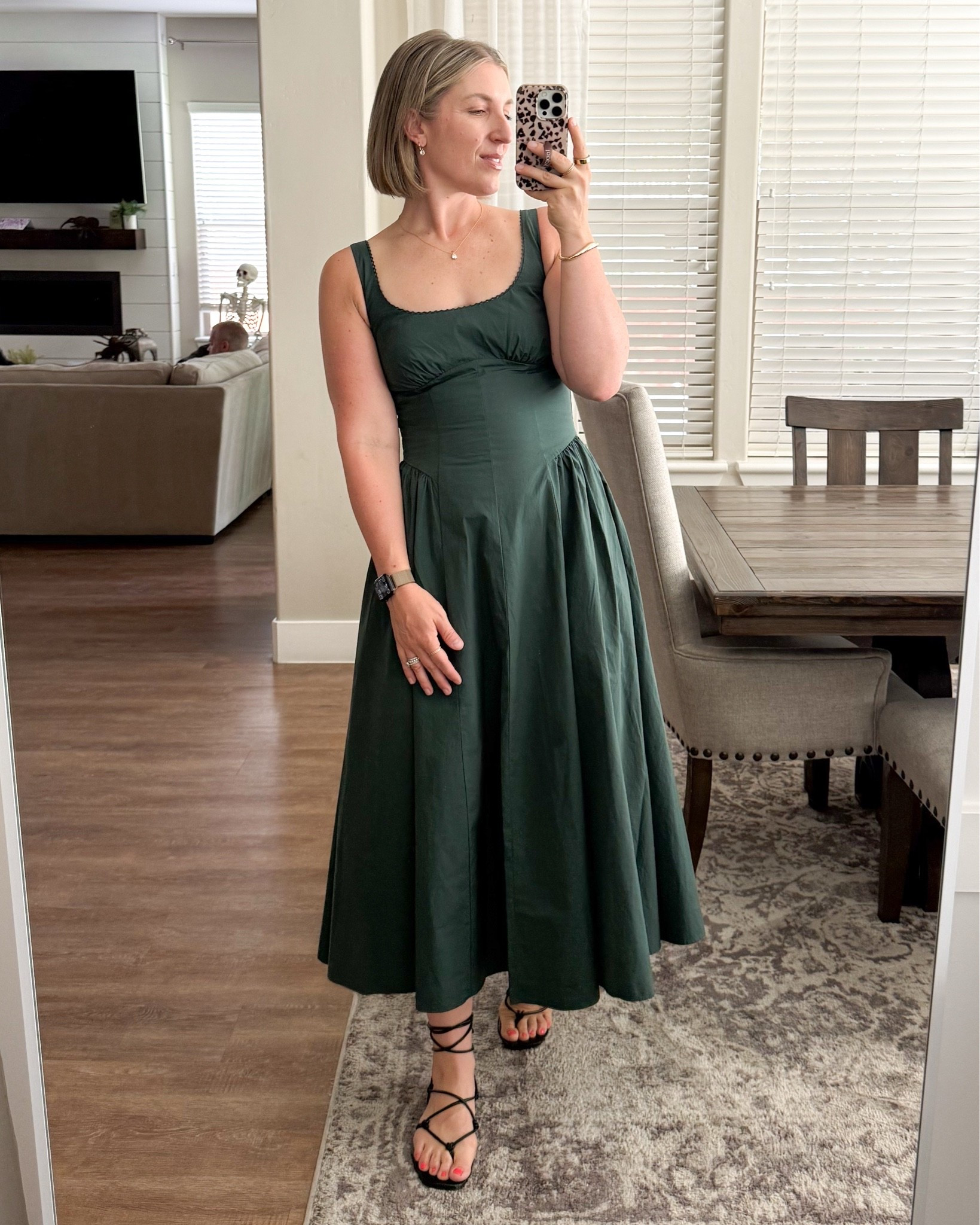 Love the cut of this dress!!!