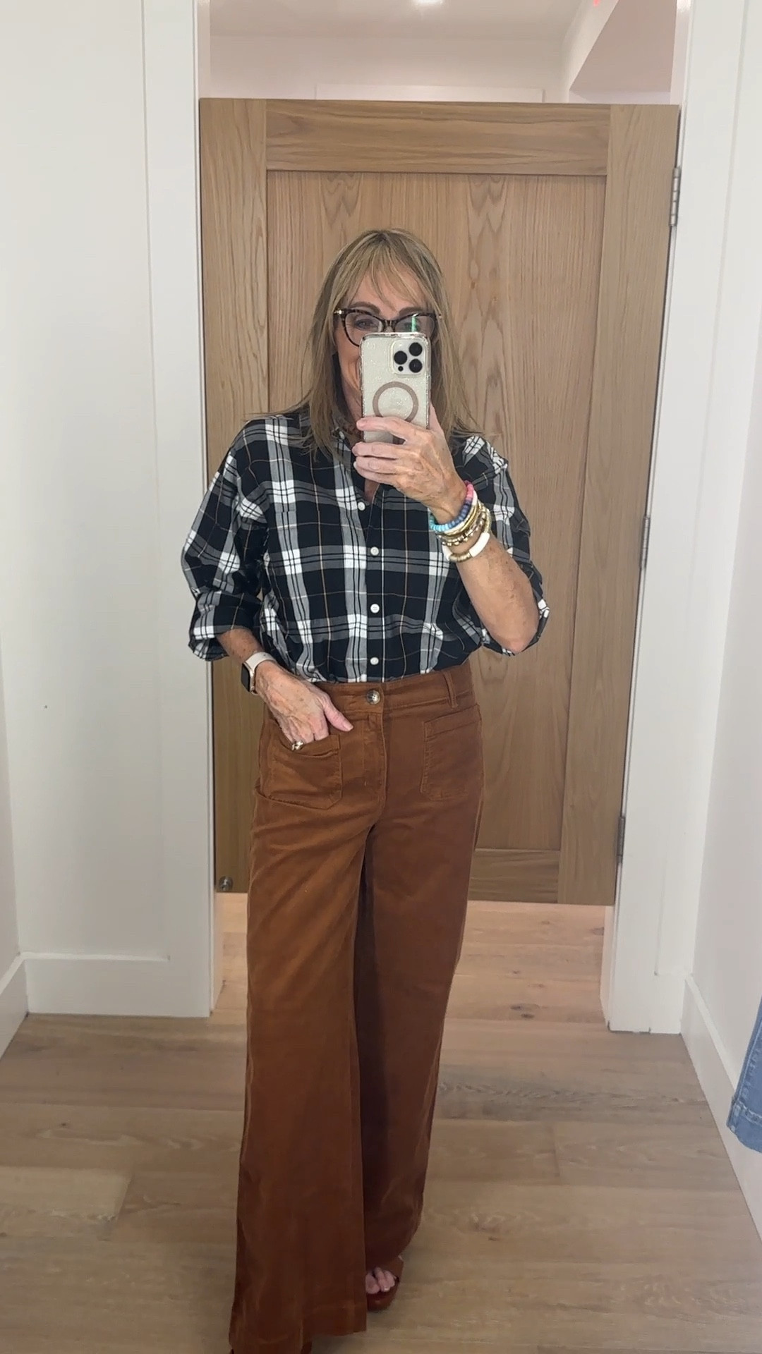 Pretty plaid and cute corduroy!
Fall outfit


#LTKSaleAlert #LTKVideo #LTKOver40