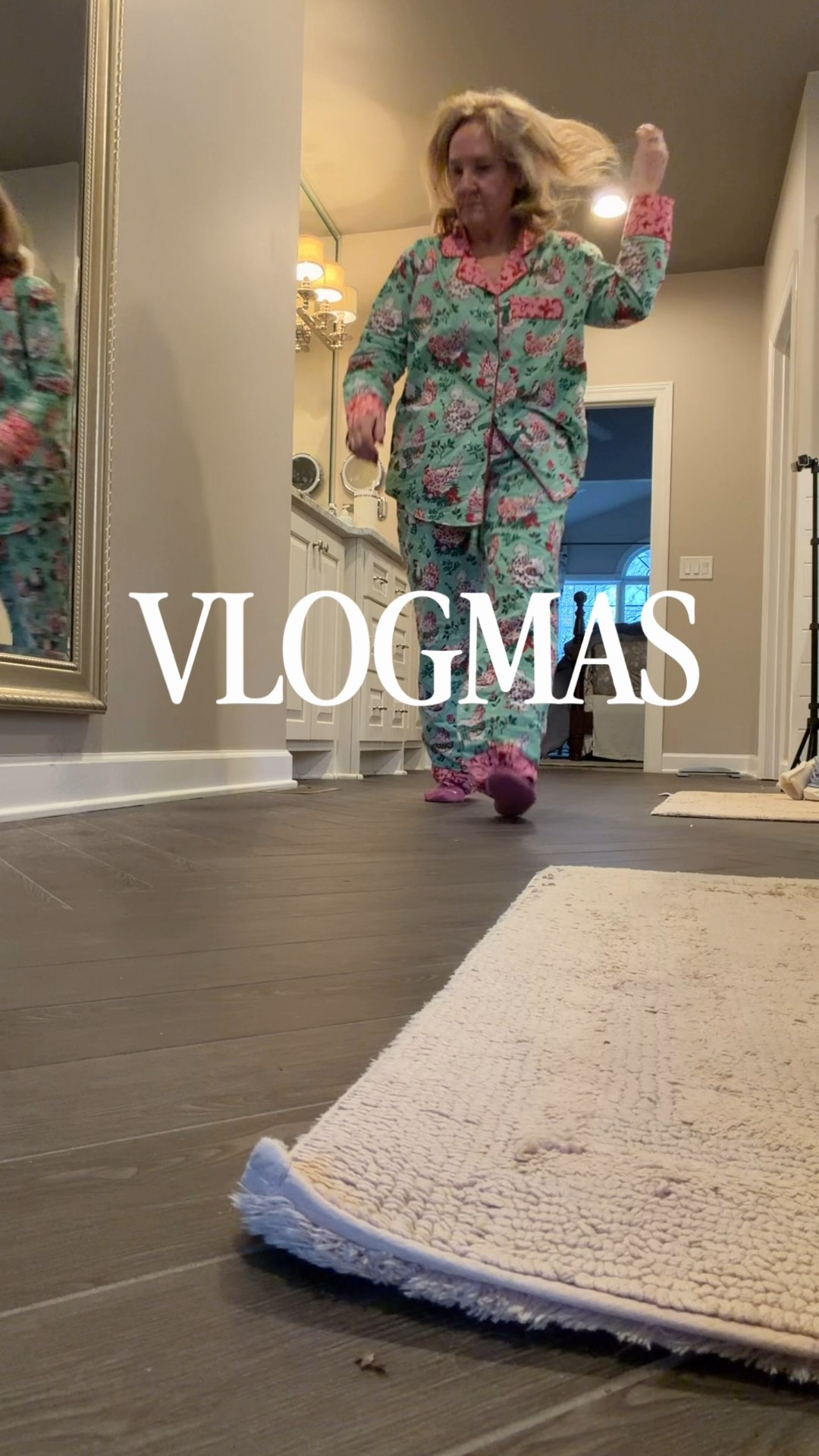 Just real life over here. 
Pjs size med
Spanx booty boost leggings medium 
Sweatpant jeans I size down to a 28
Talbot quilted jacket size medium petite
My post lunch look is spanx pants are a medium petite jacket is a medium, and the stretch velvet turtleneck is a large

#LTKmorningroutine #LTKvlog #LTKOver40