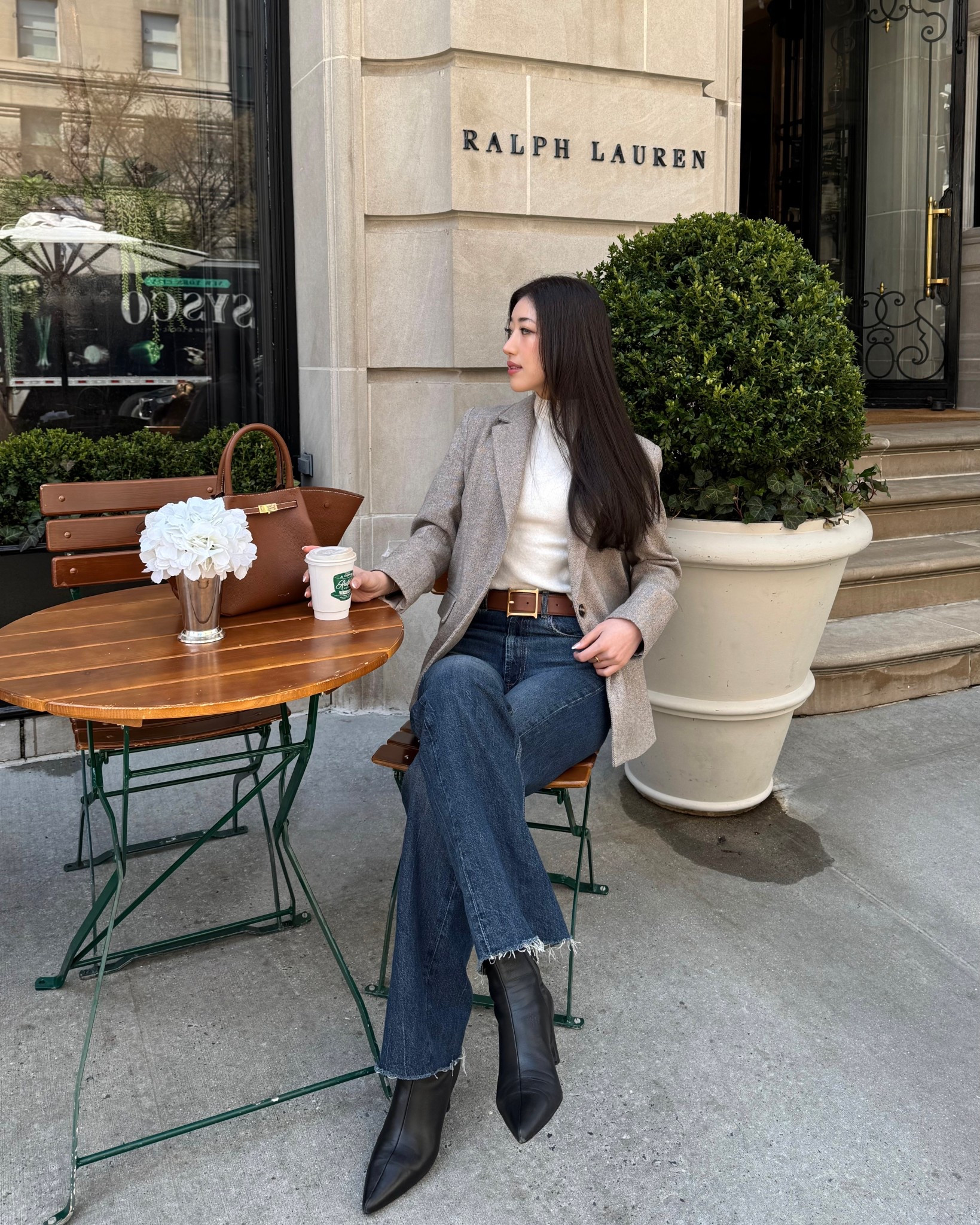 Blazer and denim outfit 🧸

#LTKWorkwear #LTKStyleTip #LTKSaleAlert