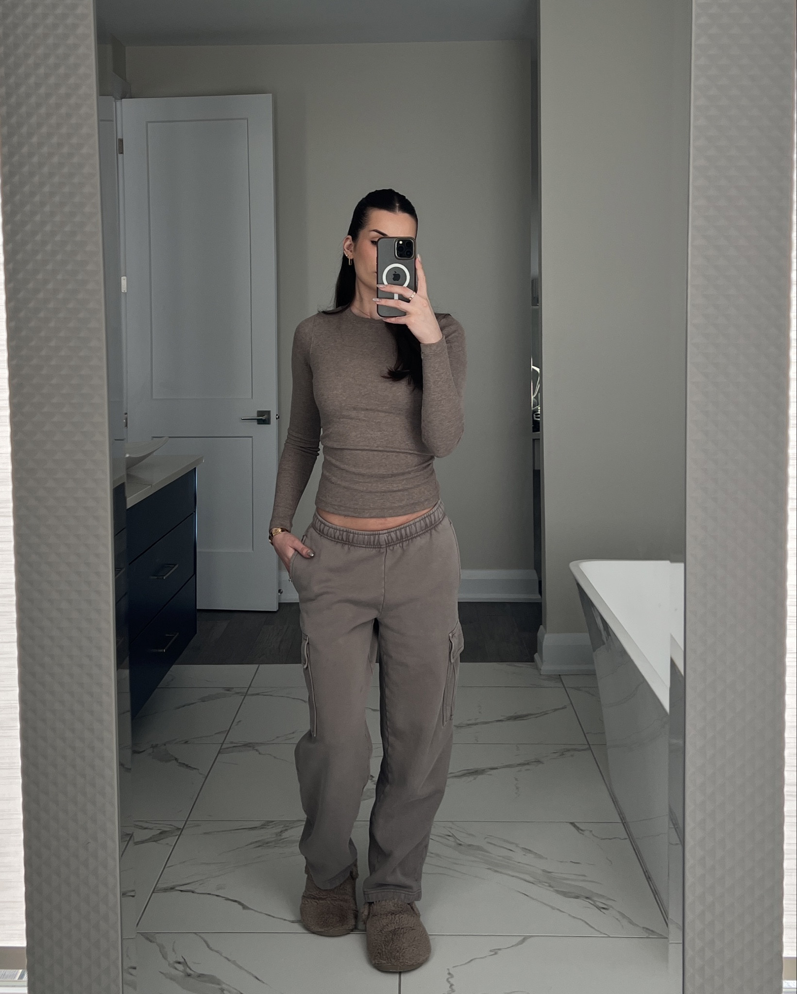 Fav sweatpants 😍 Size down in this top! 

#LTKSaleAlert #LTKStyleTip