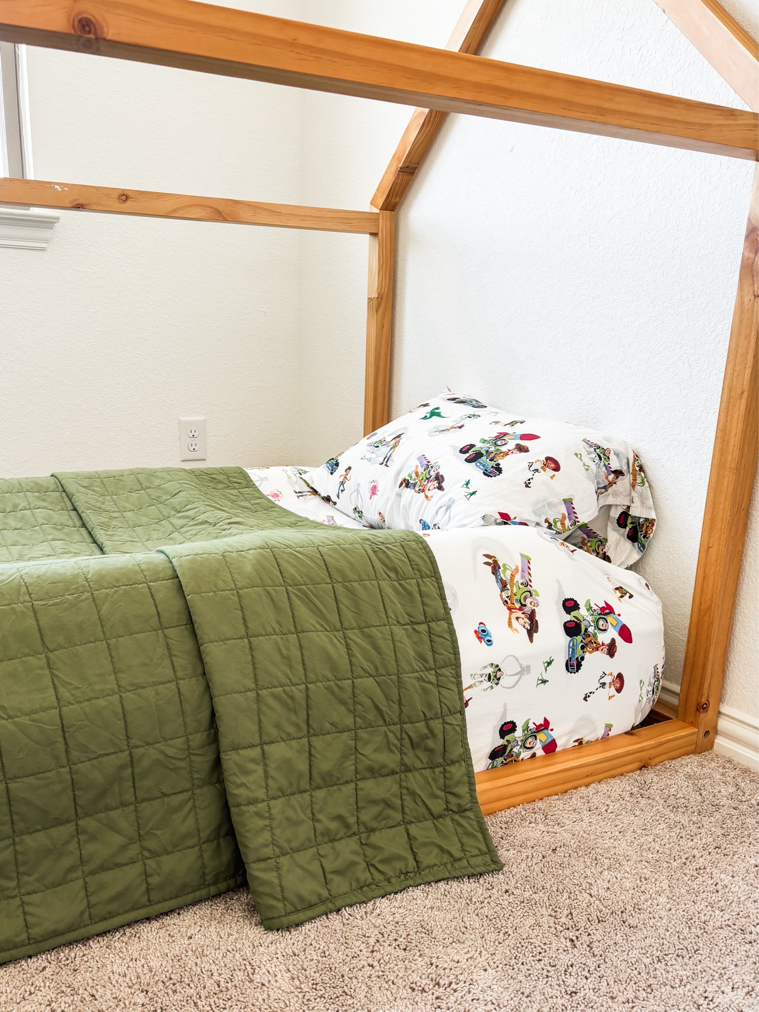 So impressed with this soft quilt! 

#LTKhome #LTKfamily #LTKkids