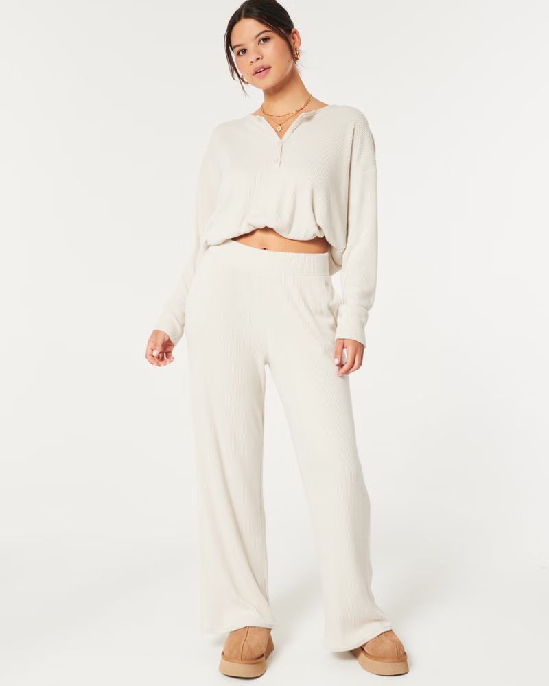 Cozy Ribbed Wide-Leg Pants | Hollister (US)