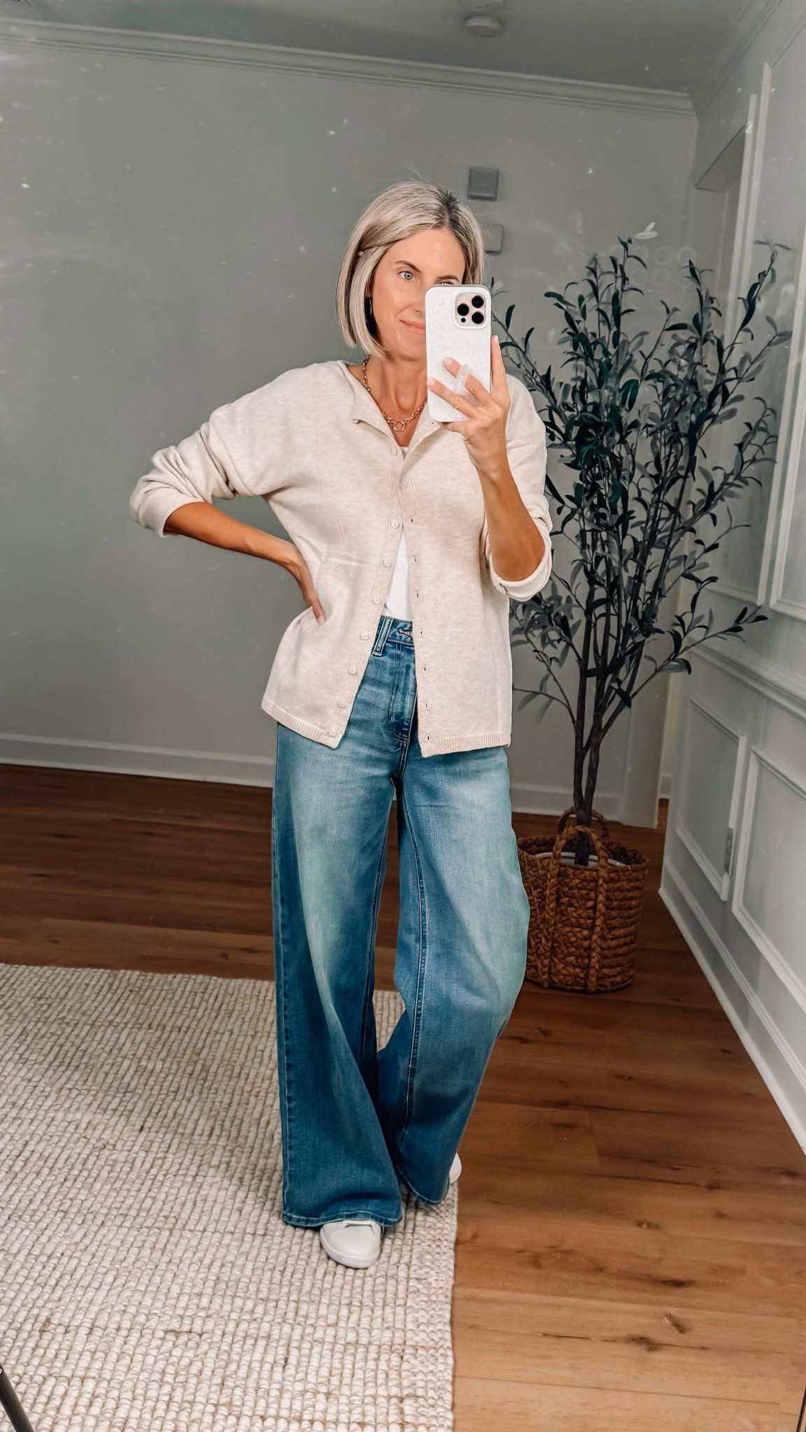 Soft good quality Amazon cardigan with my favorite Target wide-leg jeans.  Size up in the jeans 



Amazon cardigan outfit
Target wide leg jeans
fall outfit ideas 2025
neutral fall outfit
Amazon fall fashion
Target denim outfit
cozy cardigan outfit
casual fall look
LTK fall fashion
everyday fall outfit

#AmazonFashion #AmazonFinds #TargetStyle #TargetFinds #WideLegJeans #CardiganOutfit #FallOutfitIdeas #NeutralOutfit #FallStyleInspo #EverydayStyle #OOTD #CasualOutfit #FallFashion #AmazonOutfit #TargetOutfit #FallWardrobe


#LTKWorkwear #LTKFindsUnder50 #LTKSeasonal