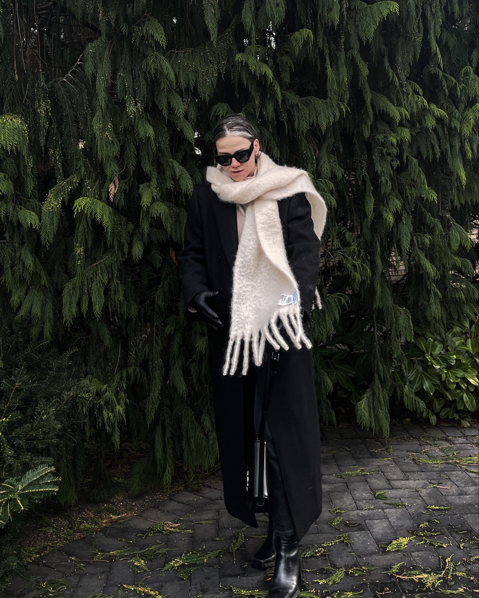 Winter look, neutral style, capsule wardrobe, monochrome look.


#LTKworkwear #LTKeurope #LTKSeasonal