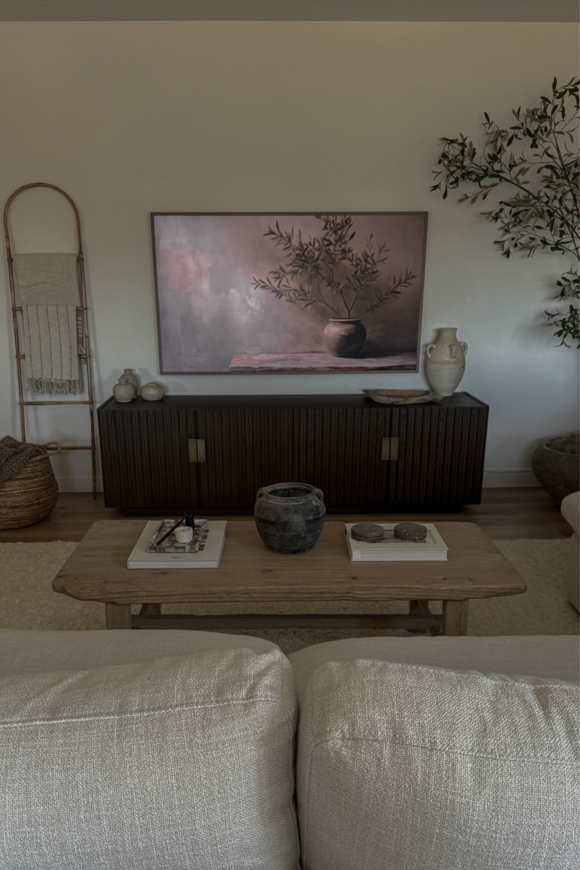 Living Room Views 🤍

Neutral living room, frame tv, neutral decor, earthy living room, living room inspo

#LTKHome
