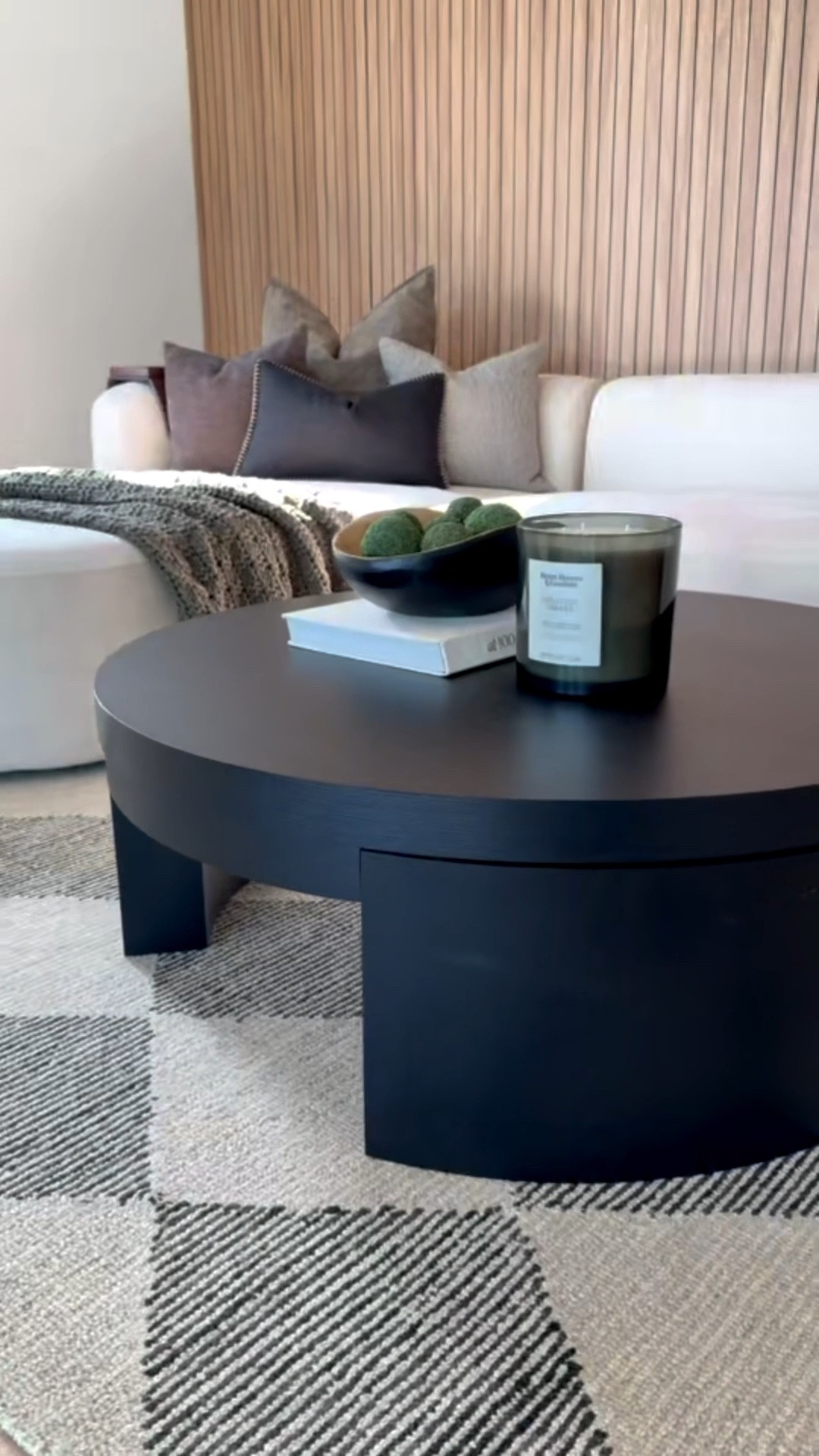 Designer looking finds you wouldn’t believe are from Walmart 😍



Home
Home decor
Arched black cabinet
Black coffee table 
Viral coffee table 
Viral arched cabinet
home decor