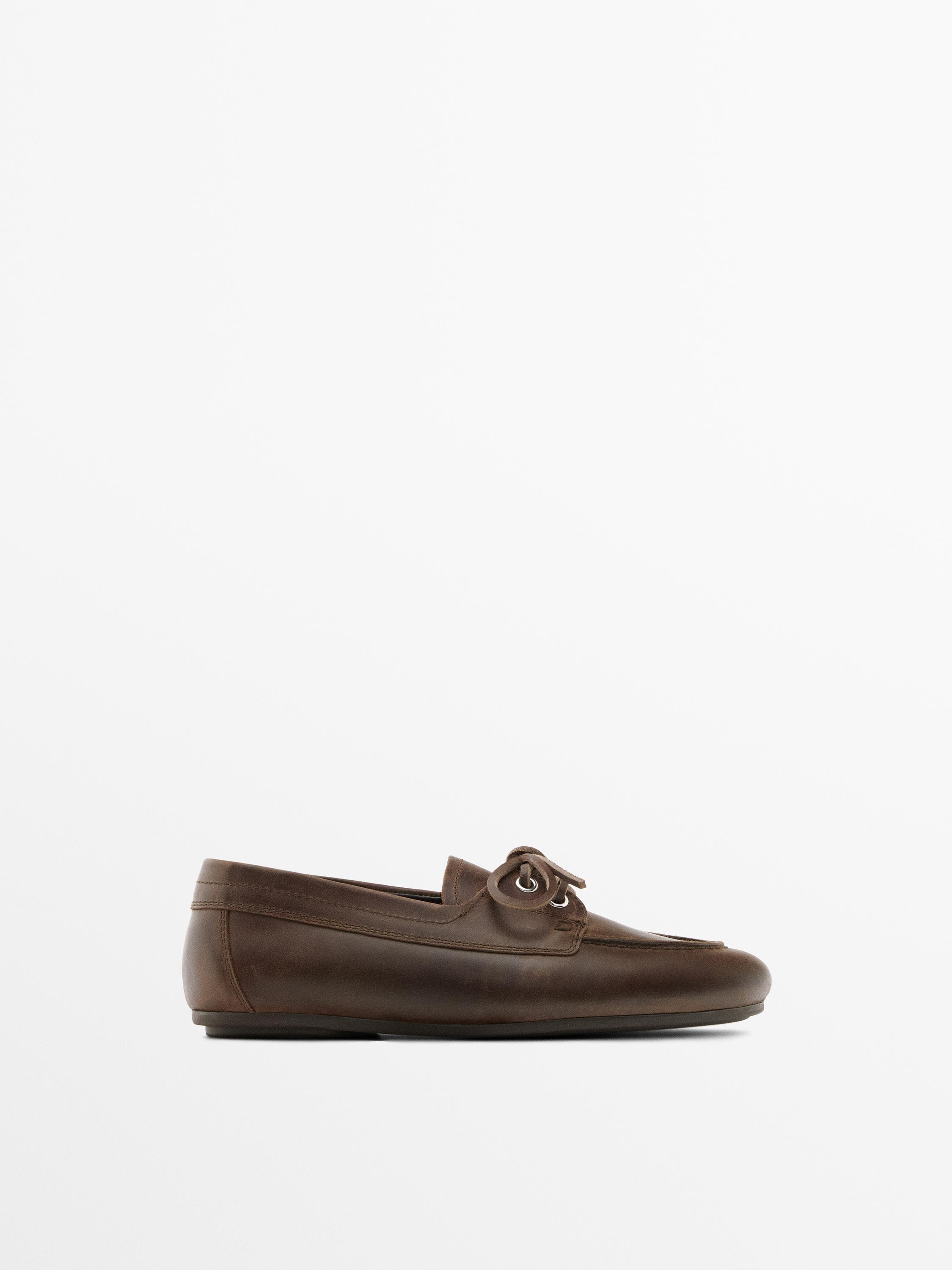 Leather deck shoes | Massimo Dutti UK