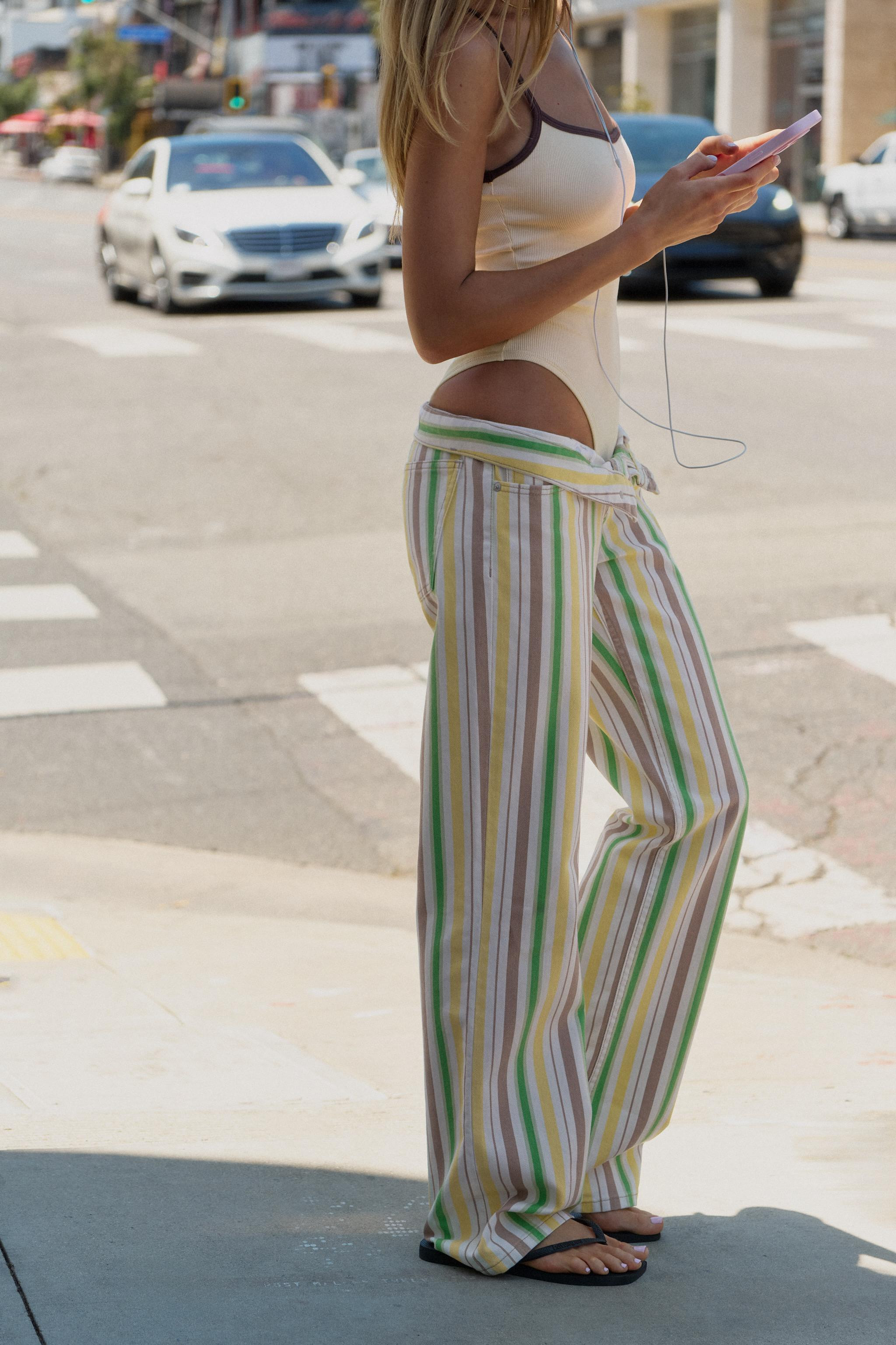 TRF LOW RISE STRIPED WIDE LEG JEANS | Zara US