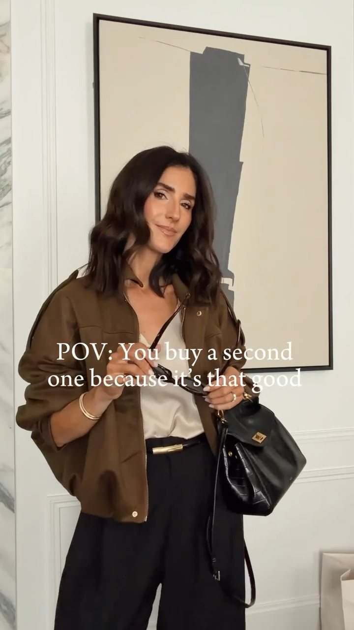 POV: You buy a second one because it’s that good! I’m just shy of 5-7” wearing the size mediums. Girls, I will not stop talking about this bag! It is sooo good I also had to get it in multiple colors to compare and they all passed the test xx #stylinbyaylin #aylin #zara #amazon #nordstrom #ootd #outfitinspo

#LTKBeauty #LTKSeasonal #LTKStyleTip