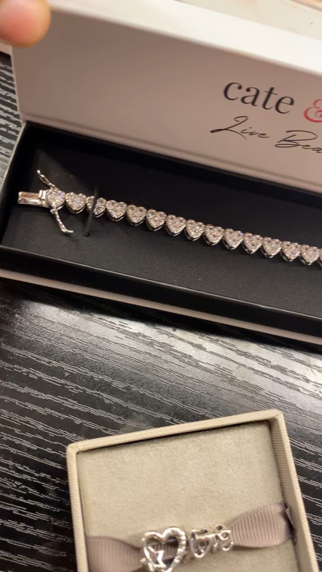 18K sliver Heart Bracelets 

#LTKCyberWeek #LTKGiftGuide #LTKPlusSize
