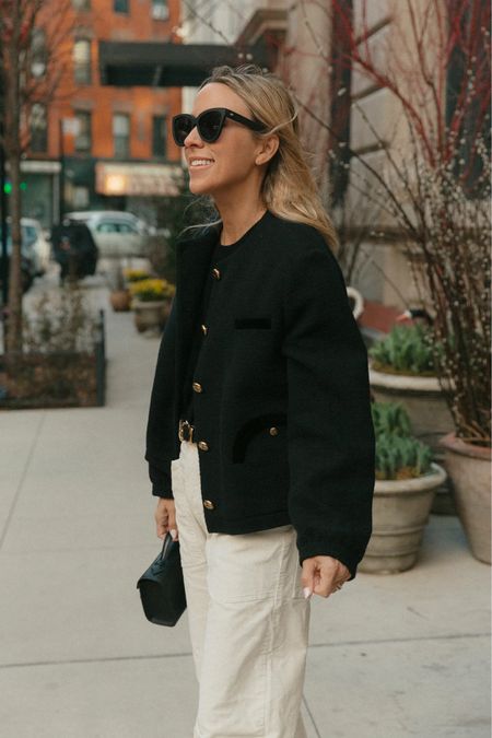 Chic spring outfit idea from NYC