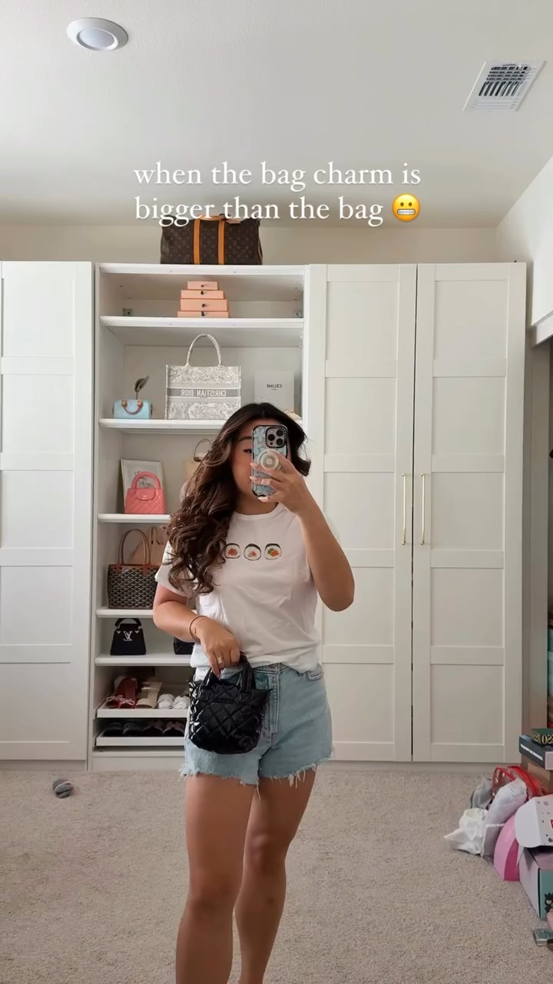 @mzwallacenyc has this bag on clearance for $115 off!! 🏃🏻‍♀️
.
.
.
#designerhandbags #luxurylifestyle #luxuryfashion #handbagreview #fashiontrends #unboxing #bagcharm #hellokitty #sanrio #labubu