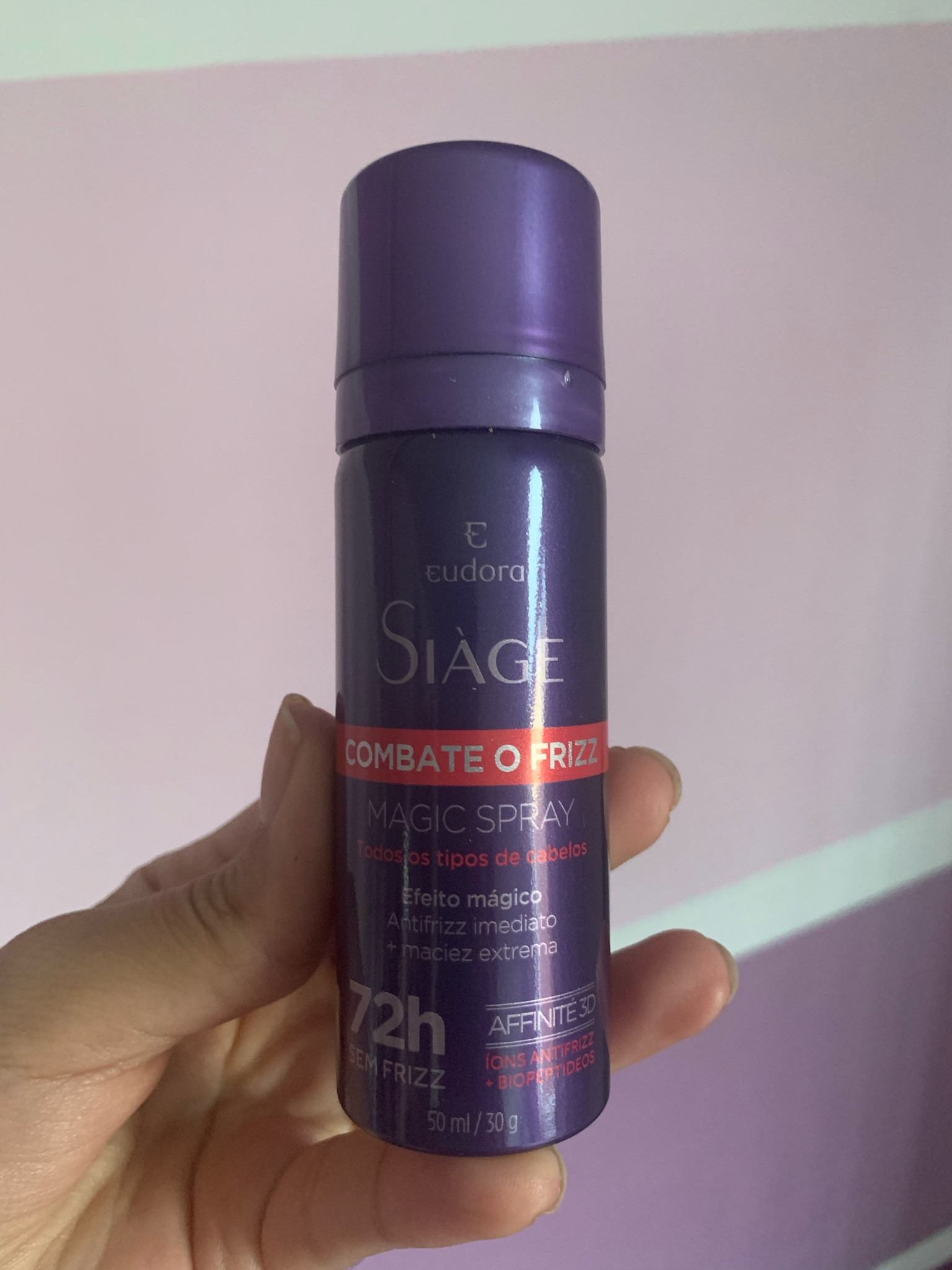 Spray que ajuda muito no frizz!

#LTKbrasil #LTKbeauty #LTKtravel