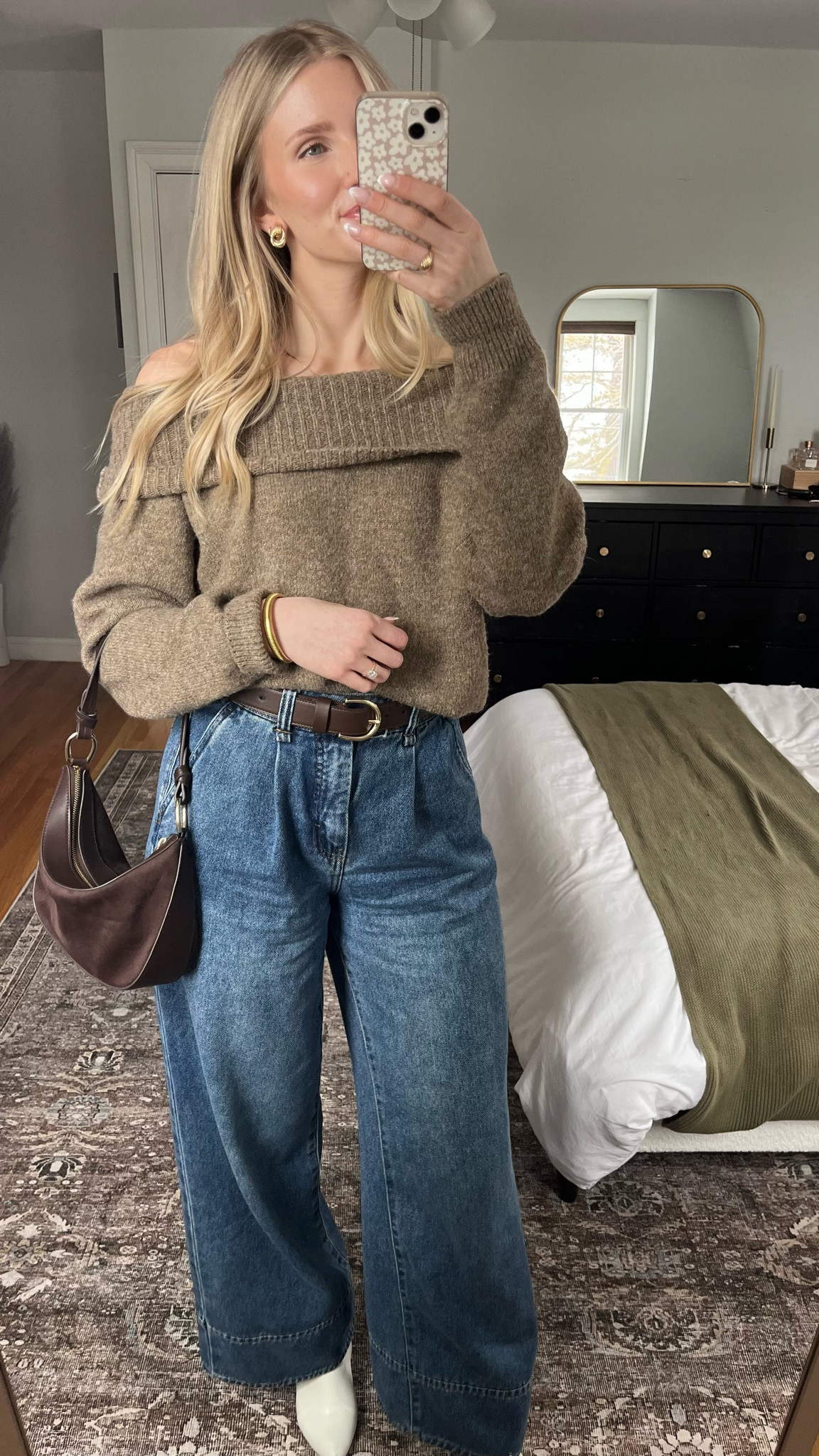 Me 🤝🏻 an elevated minimalistic outfit , loving all neutrals and browns lately. Follow if you’re interested in minimal chic outfit inspiration 

#LTKStyleTip #LTKWorkwear