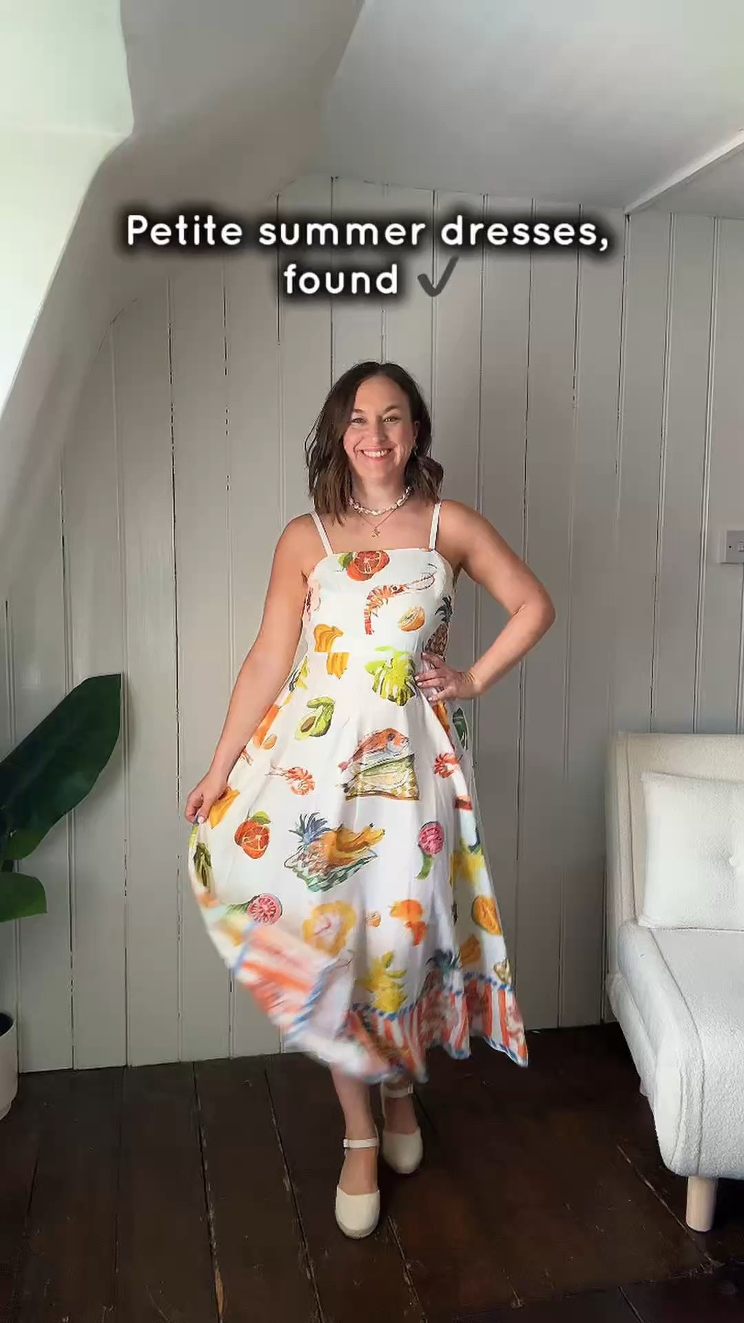 Petite summer dresses, found ✔️ 

Here’s everything I tried on 🩷

🍎 Petite Midi Dress in Fruit Print
Bold fruit print midi, designed for petite

🩵Petite Shirred Bodice Midi Dress in Blue. Shirred bodice, flowy midi skirt, easy summer wear in a petite fit.

💧 Button Midi Dress in Blue Floral
Blue floral button-through midi with a square neckline.

💚 Petite Puff Sleeve Mini Dress in Green
Puff sleeve mini in a rich green, tiered skirt, petite-friendly length.

Your fellow petite
Danielle 🩷

#LTKsummer #LTKpetite #LTKdresses