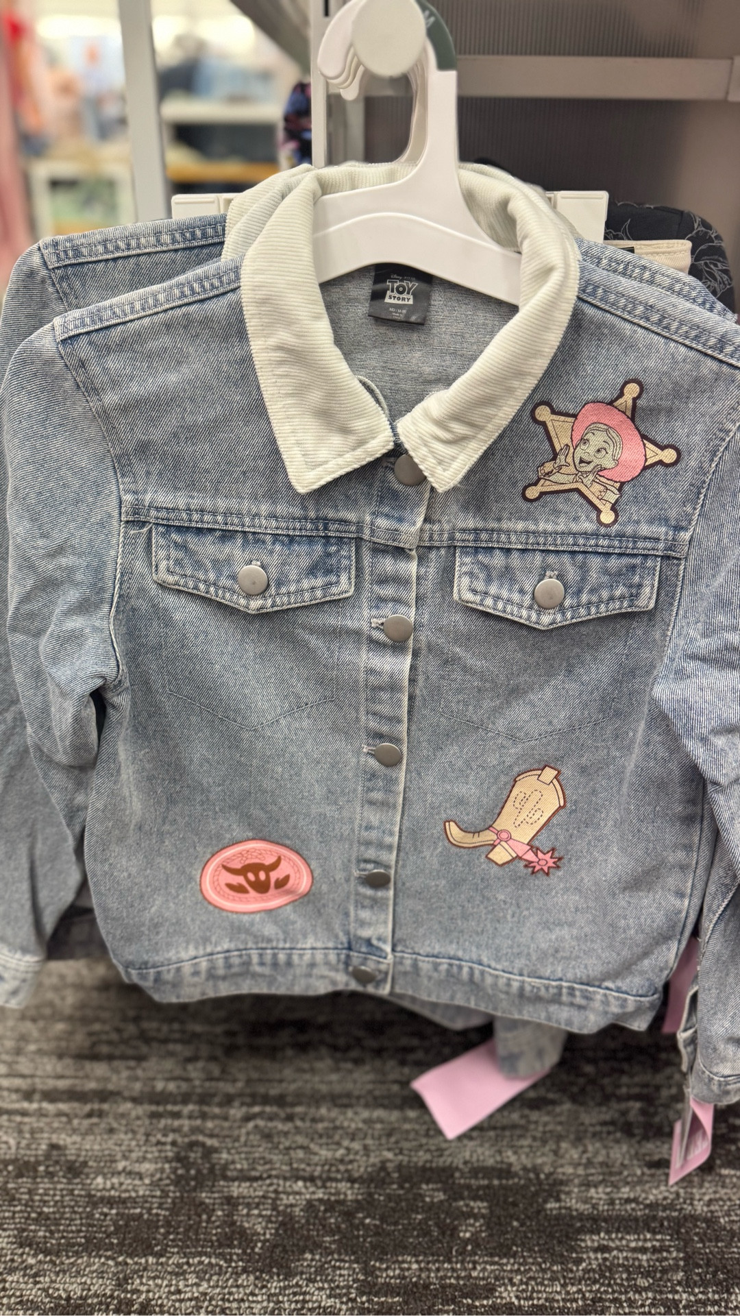 Obsessed with this Jesse jacket ✨ The perfect layering piece for fall outfits, everyday mom style, and casual chic looks. Lightweight yet cozy, this jacket pairs perfectly with jeans, leggings, or dresses. A closet staple for effortless outfits you’ll reach for on repeat.

Shop my full look on LTK 💕

#jessejacket #falloutfitideas #ltkfinds #ltkstyle #ltkfallfashion #capsulewardrobe #wardrobestaple #ltkunder100 #outfitinspo #momstyle


#LTKBaby #LTKSeasonal #LTKKids