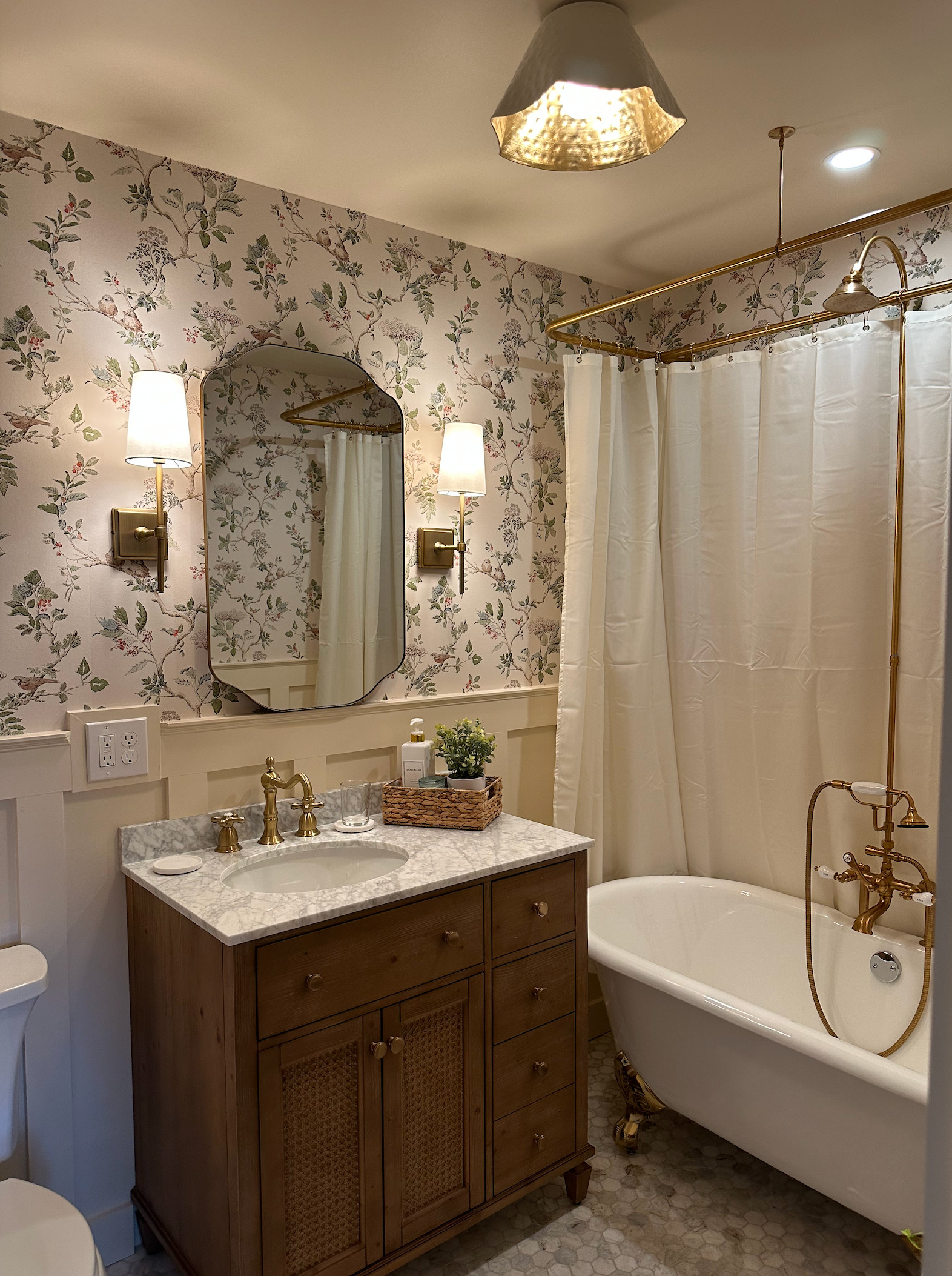 Welcome to Bedford bathroom remodel! #LTKDesign #LTKInteriorDesign #LTKRemodeling #LTKRenovation #LTKInteriorDesigner

 

 