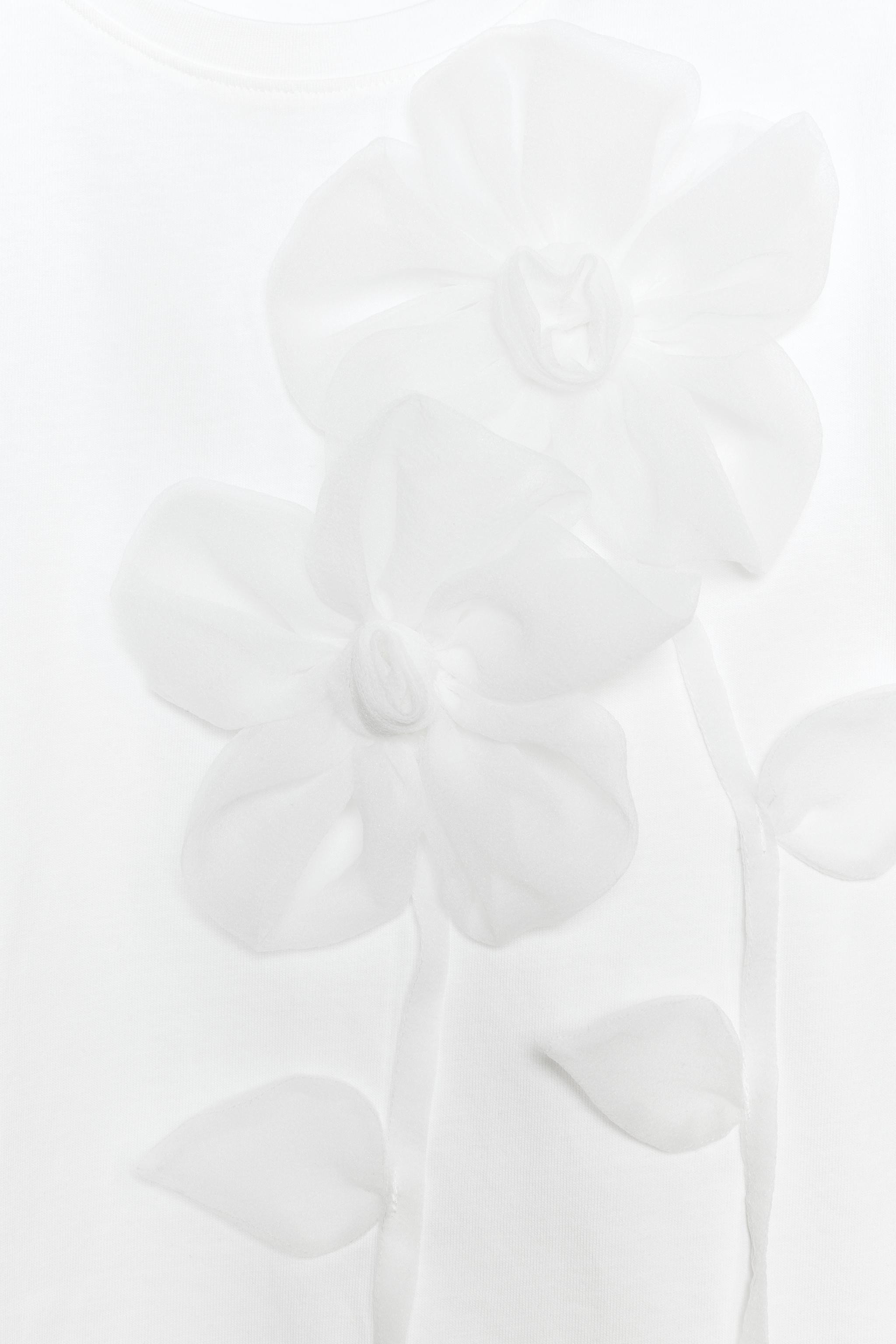 VOLUMINOUS FLORAL T-SHIRT | Zara US