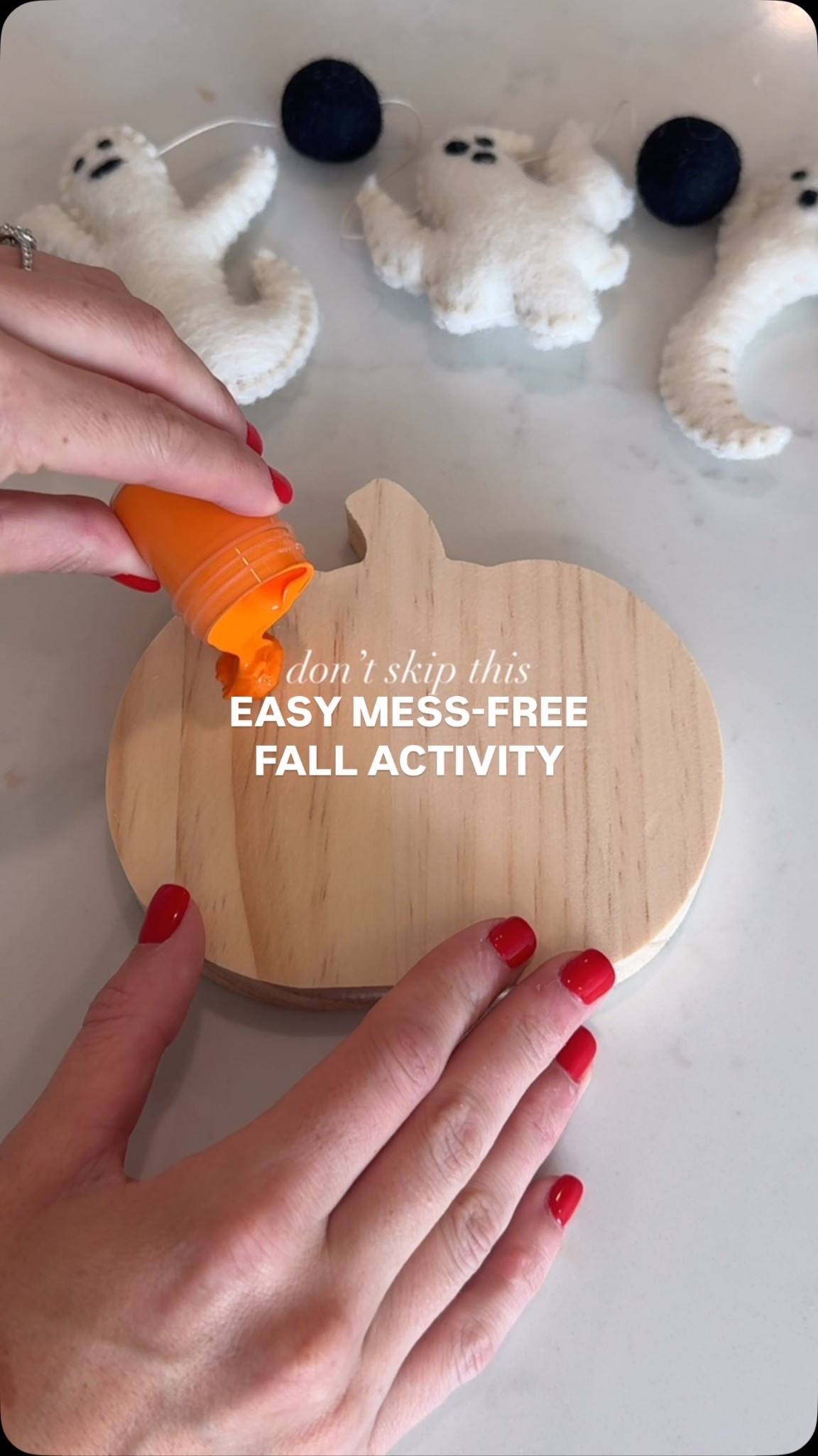 Don’t skip this easy mess free activity this fall 🎃🍂✨

This is the cutest + easiest activity that also turns into the perfect keepsake for fall 🥹 All you need to do is add paint on top of a wooden pumpkin, insert it into a ziploc bag, tape it to a flat surface, then let your little one paint + have fun! 

👉 SAVE this to make this fall & SEND to a mom friend you want to do this with! 

#messfreeactivity #fallactivities #babyactivities #babysensoryplay #babyfallactivities

#LTKmomlife #LTKSeasonal #LTKBaby