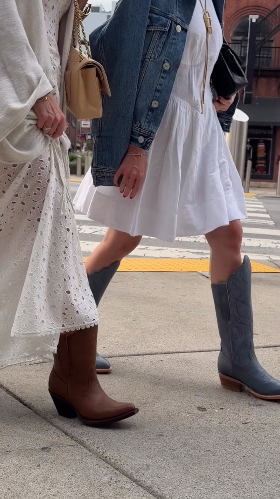GNO with in Yellow Rose in Nashville // #yellowrosebykendrascottpartner @yellowrosebykendrascott