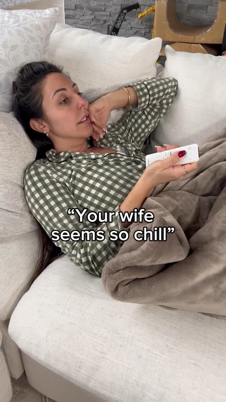 Super easy going… 😅 #couple #husbandwife #couplecomedy #relateable