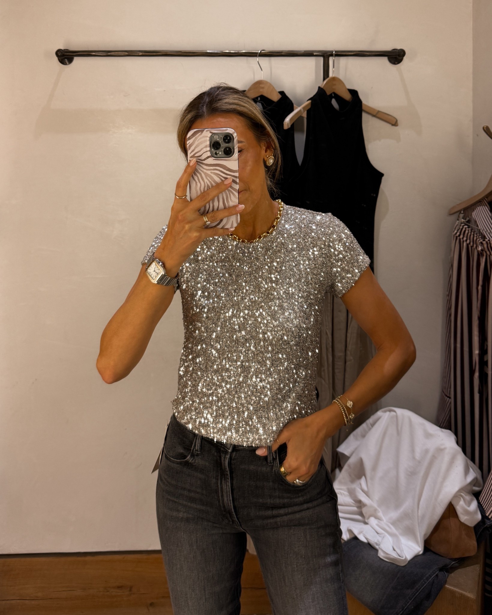 Never met a sparkly top I didn’t love! This one is the xs and would look amazing with so many different bottoms! 

#LTKStyleTip #LTKParties #LTKSeasonal