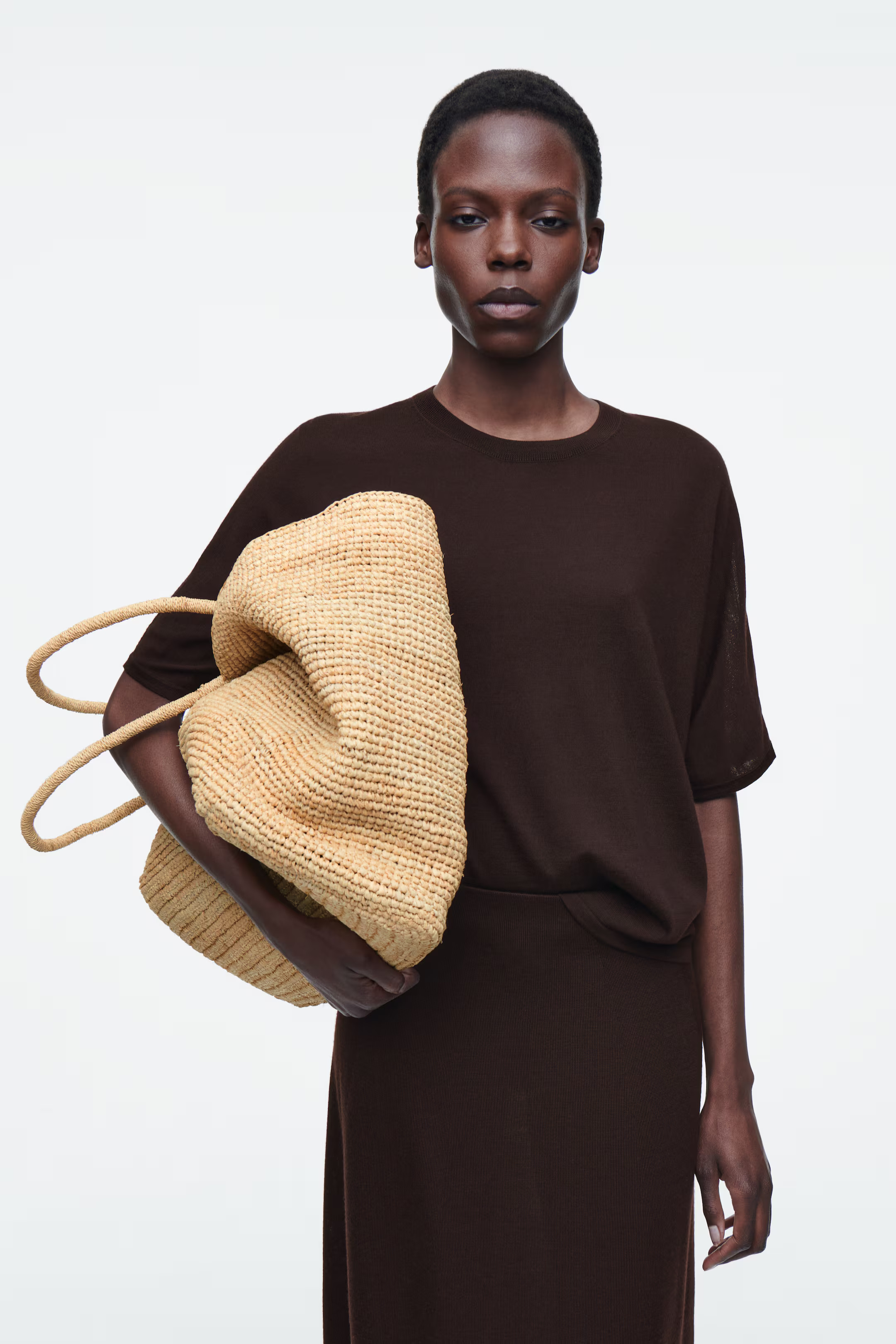 OVERSIZED HAND-WOVEN TOTE BAG - RAFFIA | H&M (UK, MY, IN, SG, PH, TW, HK)