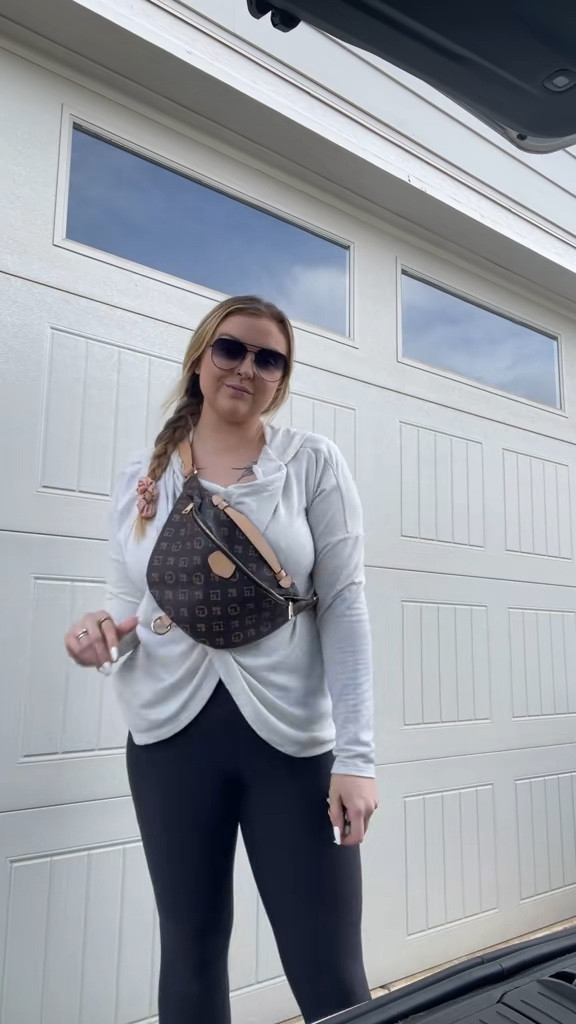Mom outfits!! 

#LTKgrwm #LTKootd #LTKmomlife
