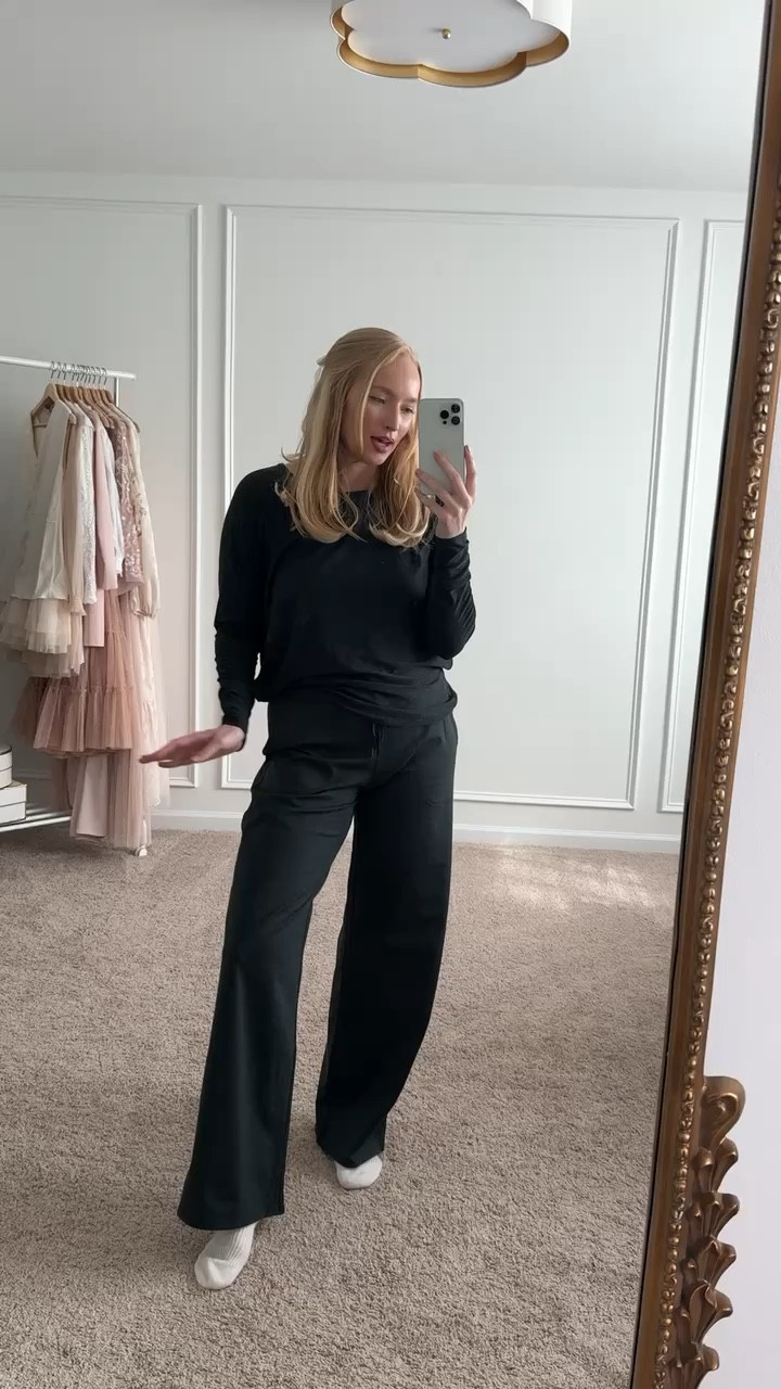Spanx’s new SoftStretch wide leg pants and top are so good! This would be a great post partum option. I have been wearing them nonstop because they are just that comfortable. Wearing size medium in the top and size small in the pants. Use my code AMANDAJOHNxSPANX for 15% off! Loungewear // Athleisure // post partum outfits // travel outfits // Spanx SoftStretch 

#LTKBaby #LTKTravel #LTKBump