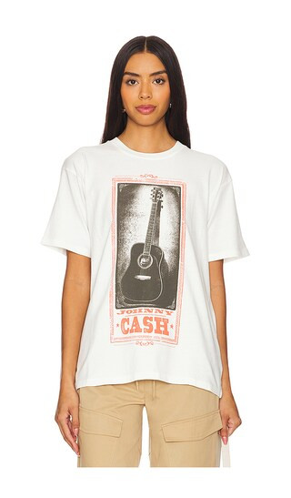 DAYDREAMER Johnny Cash Guitar Weekend Tee Shirt in White. - size S | Revolve Clothing (Global)