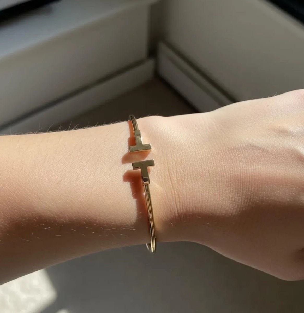 TIFFANY T WIRE BRACELET DUPE

#LTKGiftGuide