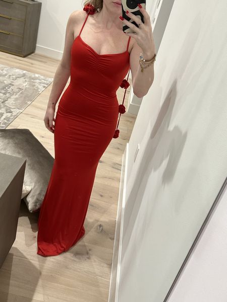 The most STUNNING dress! I bought this for vacation and it is so romantic! The fabric is beyond comfy. I bought a size 6 UK, which is a size 2 in US. I am short so it is a little long, but with heels it will look stunning! ❤️🌹🥀

#LTKstyletip #LTKSeasonal #LTKtravel