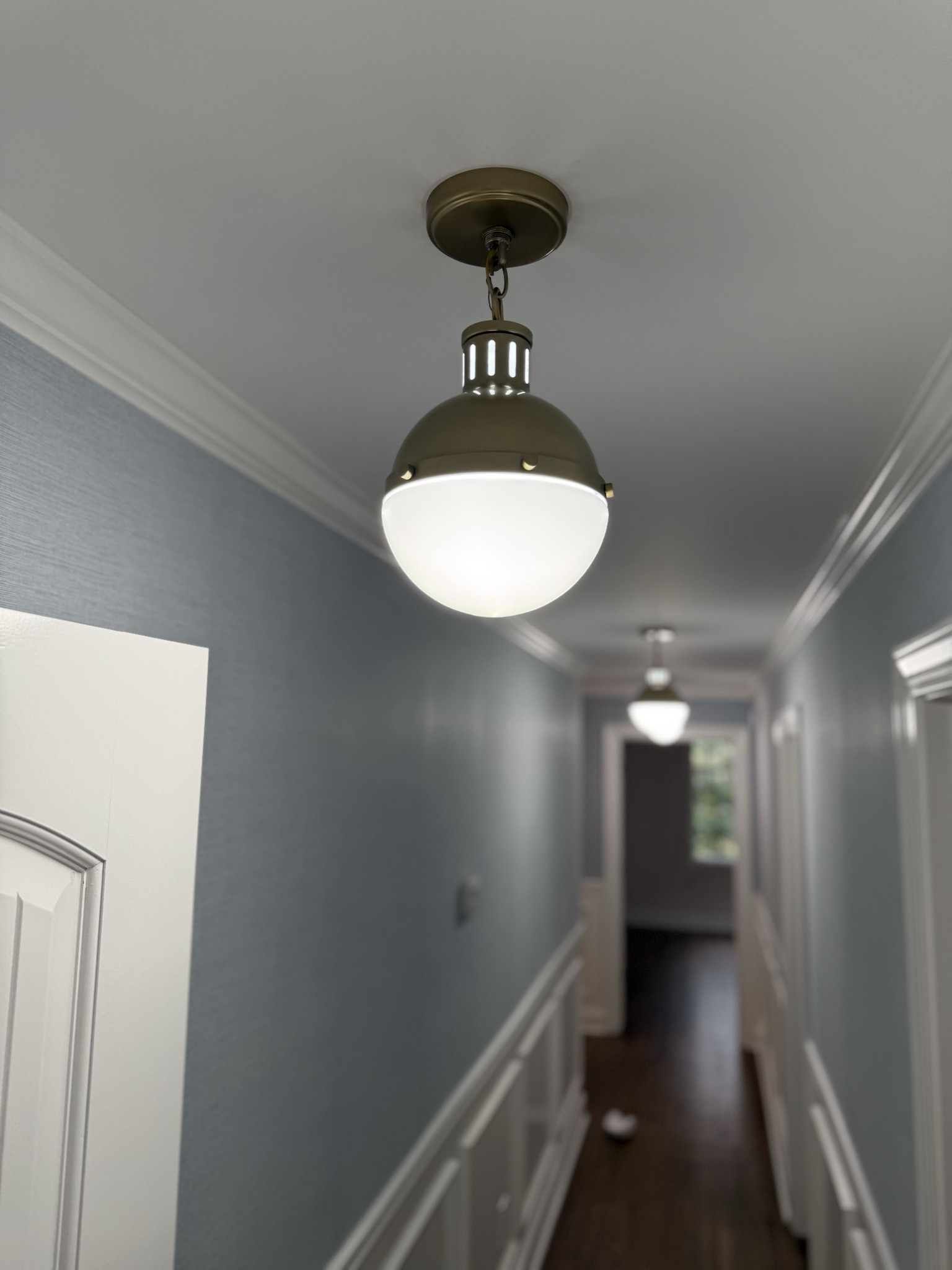 These cutie pendants either this faux grasscloth is chef kiss 

#LTKHome #LTKSaleAlert #LTKCyberWeek