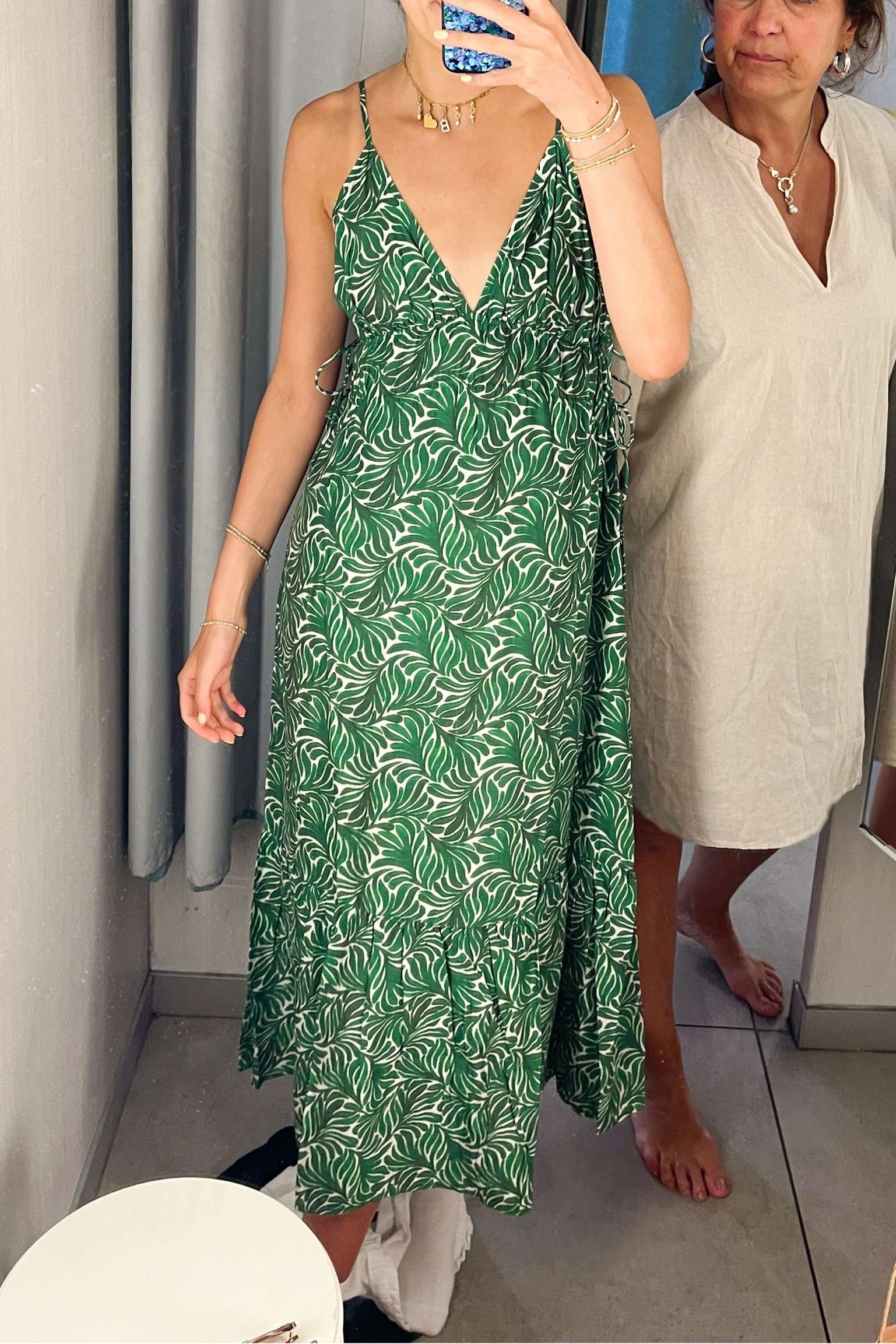 this green💚💚

#LTKFindsUnder100 #LTKTravel #LTKParties