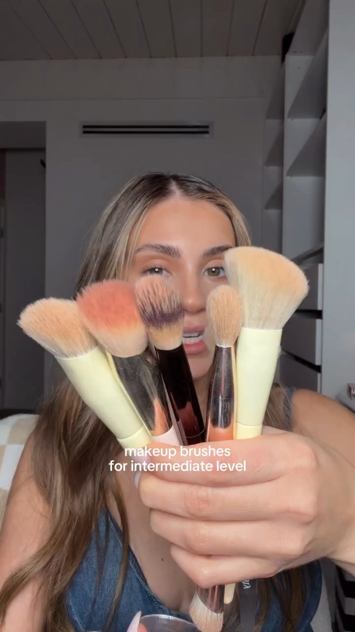 makeup has no rules 🤷‍♀️ 🫶 #intermediatemakeup #makeupbrushes #makeuprules #howtodomakeup #makeuptutorial