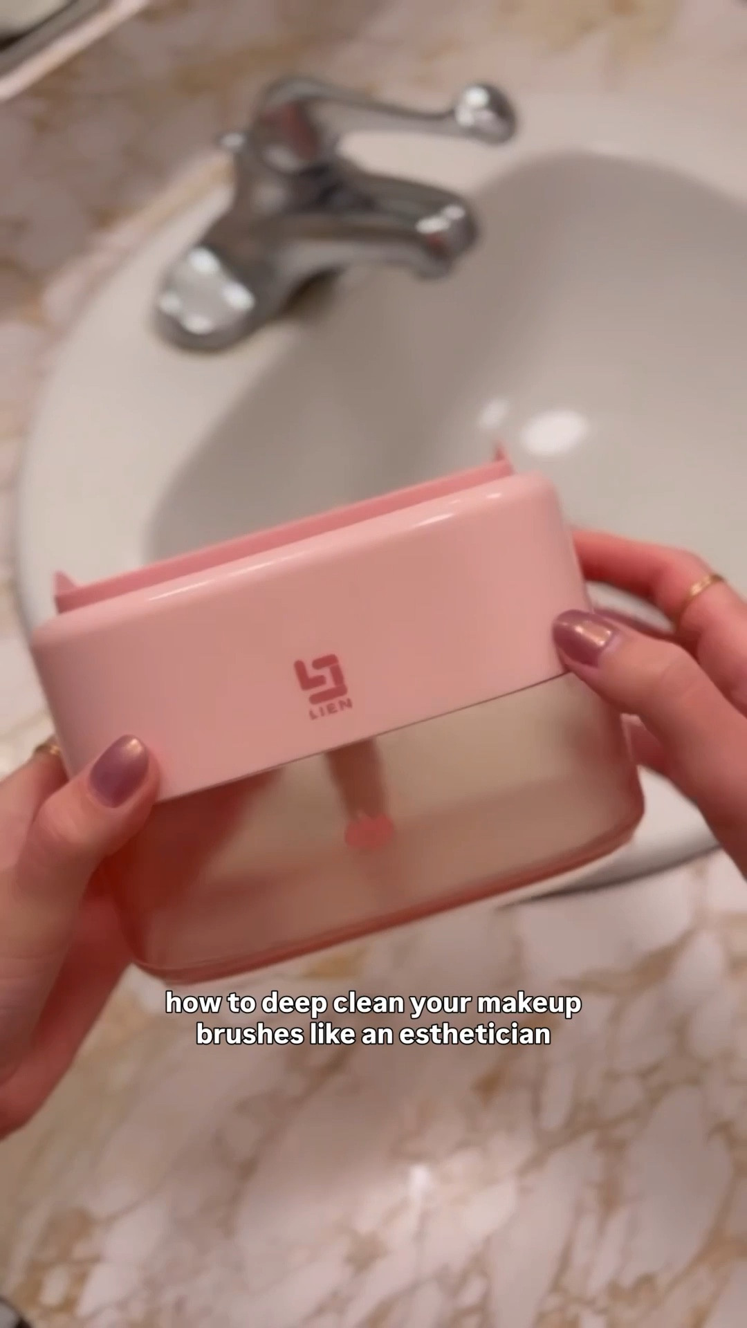 How to deep clean your makeup brushes like an esthetician 🫧✨

🧼 Soap dispenser for ease
💧 Soak in micellar water (or oil cleanser)
🧤 Silicone mitt = deeper clean
🛁 Dip, swirl, scrub
🫧 Rinse until squeaky clean
🌬️ Lay flat to dry
🗓️ Wash weekly for best results

Shop all my favorite brushes + cleaning tools on Amazon below 💕 ↓

#LTKBeauty #LTKHome