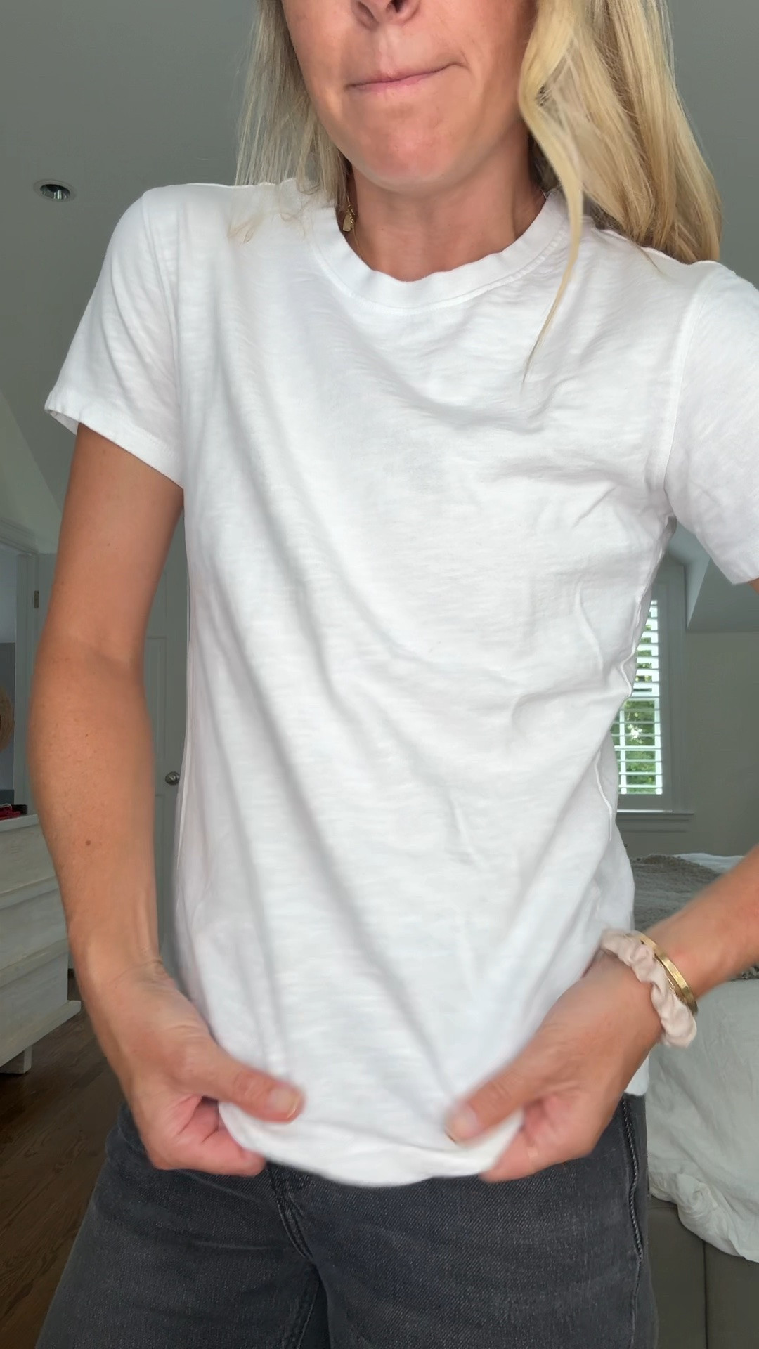 If you need a good basic white tee, love this one from @Quince. It’s under $25, not see through and 100% cotton. Comes in a few colors and I also have the long sleeve version. 
•small tee, tts
•small sweater, tts, fits a little oversized
•26R Jeans, tts, I’m 5’5
•small belt, tts 
#QuincePartner