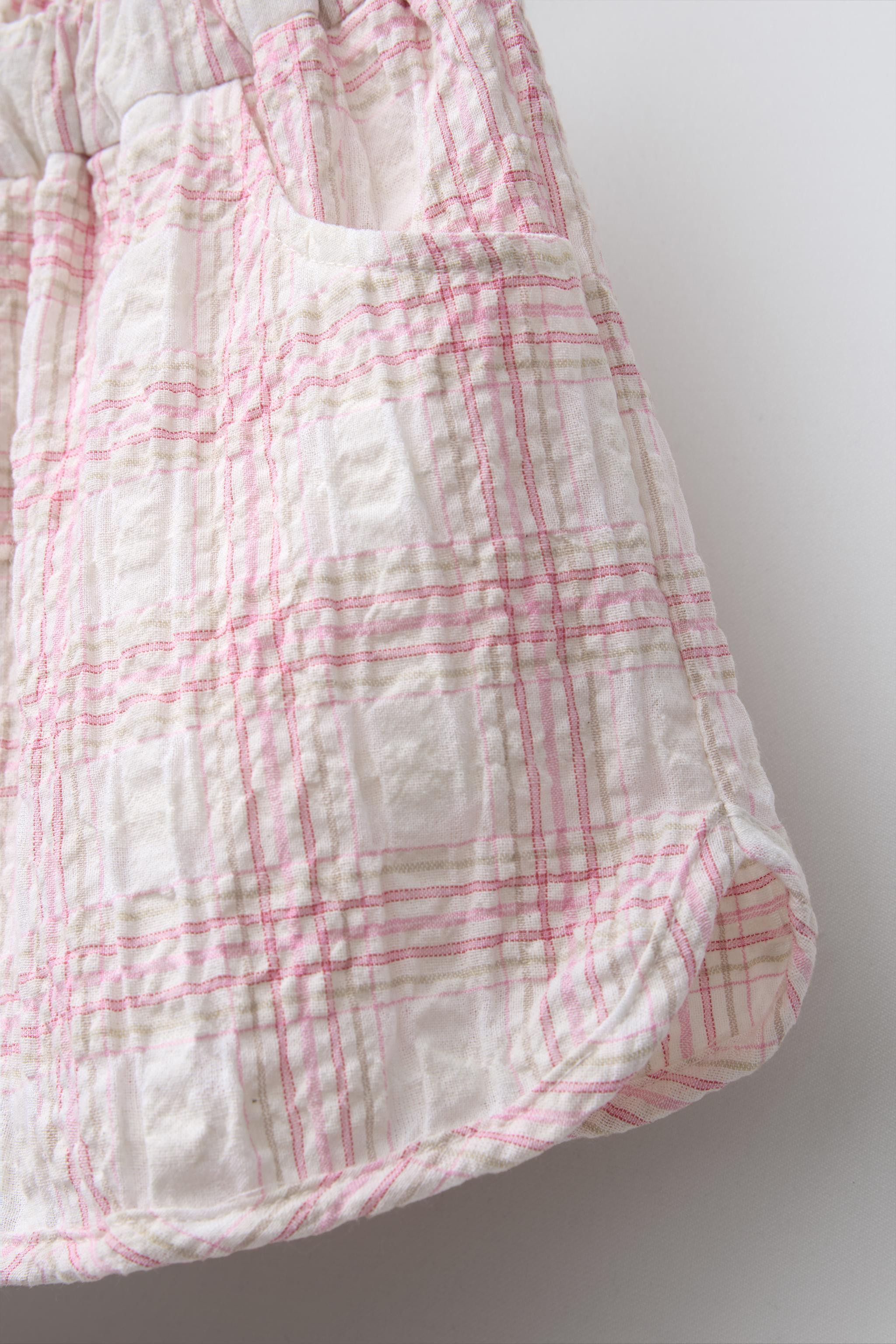 PLAID TEXTURED SHORTS | Zara US