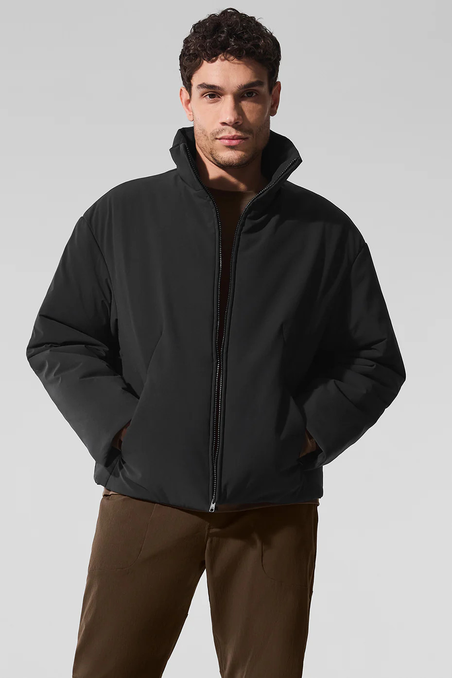 ALO | Stretch Woven Notable Jacket in Black, Size: Large | Alo Yoga (US)
