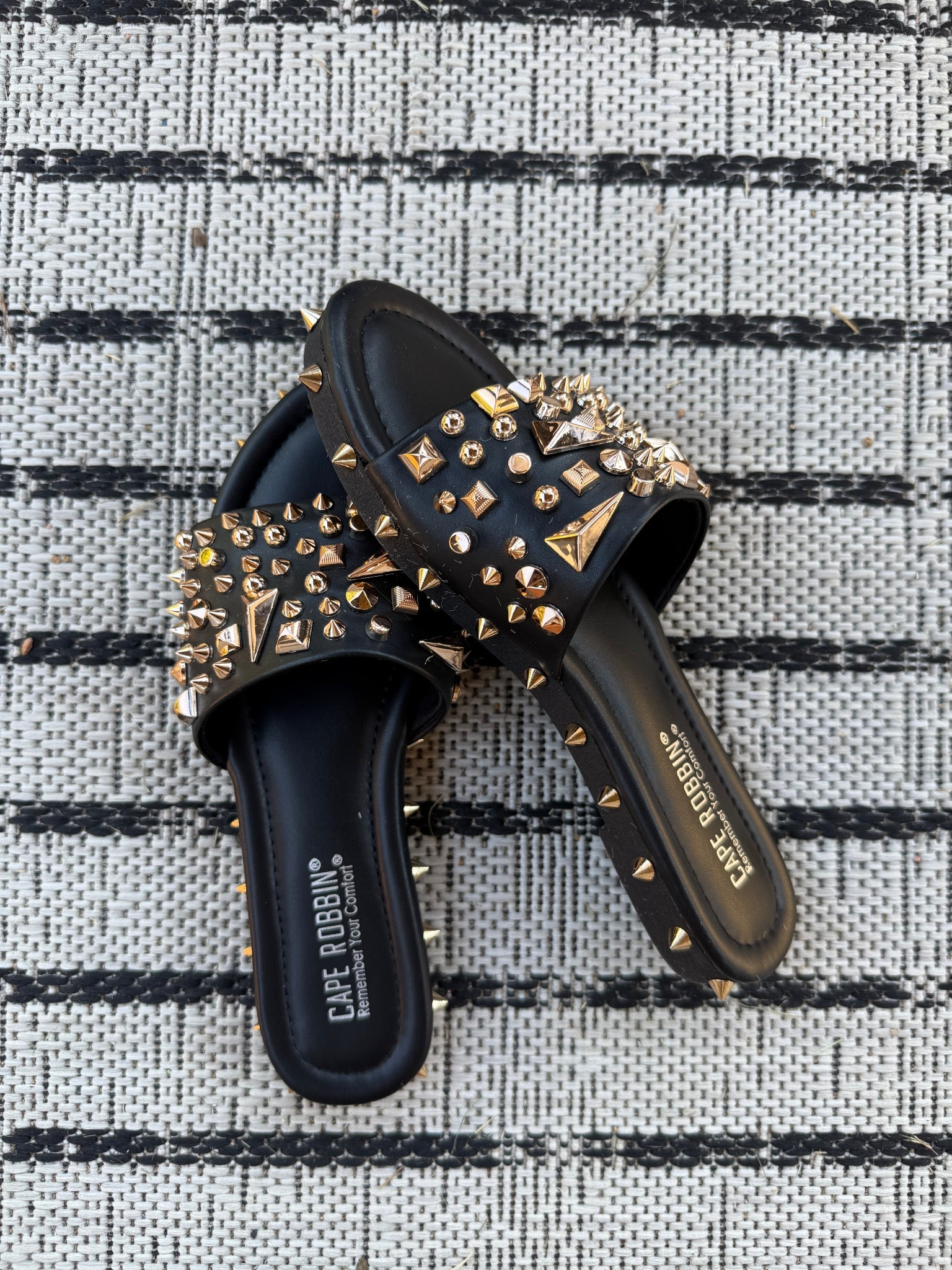 Obsessed! ✨🖤 because here in Texas I can wear these thru December! Fits tts

#LTKShoeCrush #LTKFallSale