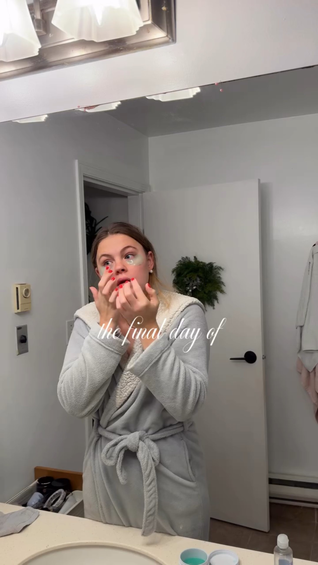 a bittersweet early end to Cassmas 2025 🌟 I’m so grateful for this little community on here that has shown this series so much love over the past 18 days ❤️ 
I’m looking forward to being back in 2026 ✨
XO Cass